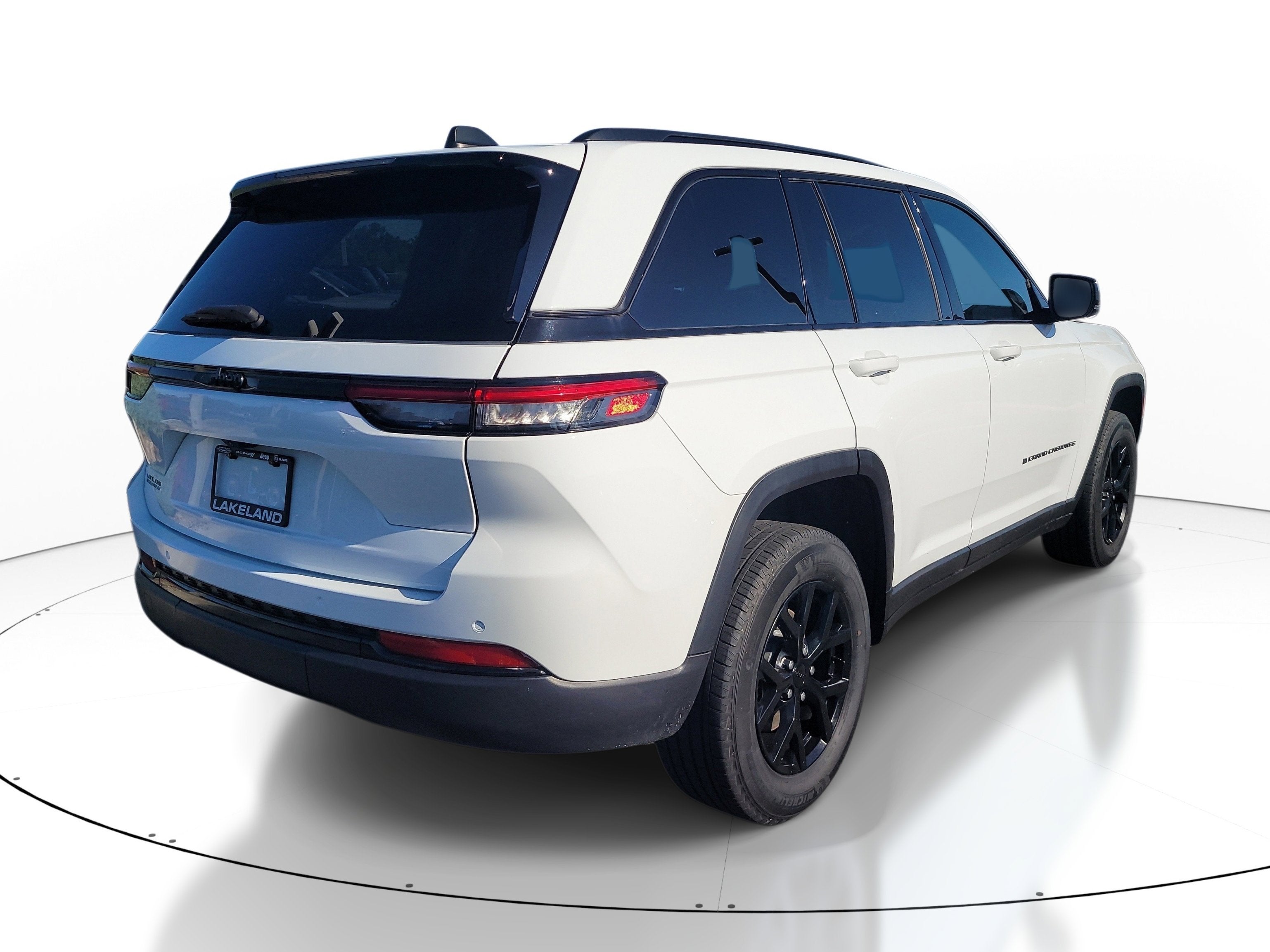 2024 Jeep Grand Cherokee Altitude