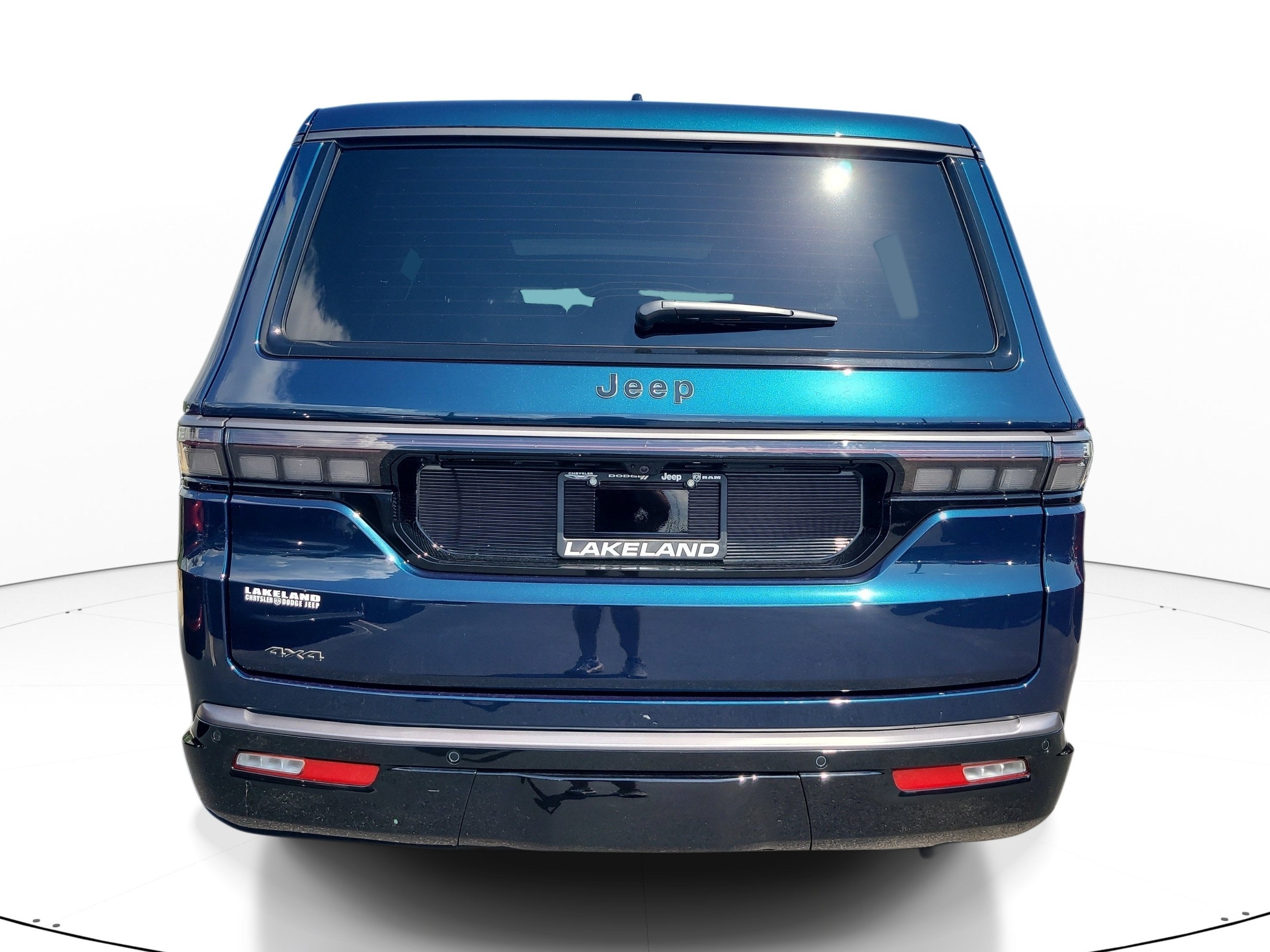 2026 Jeep Grand Wagoneer Limited Reserve
