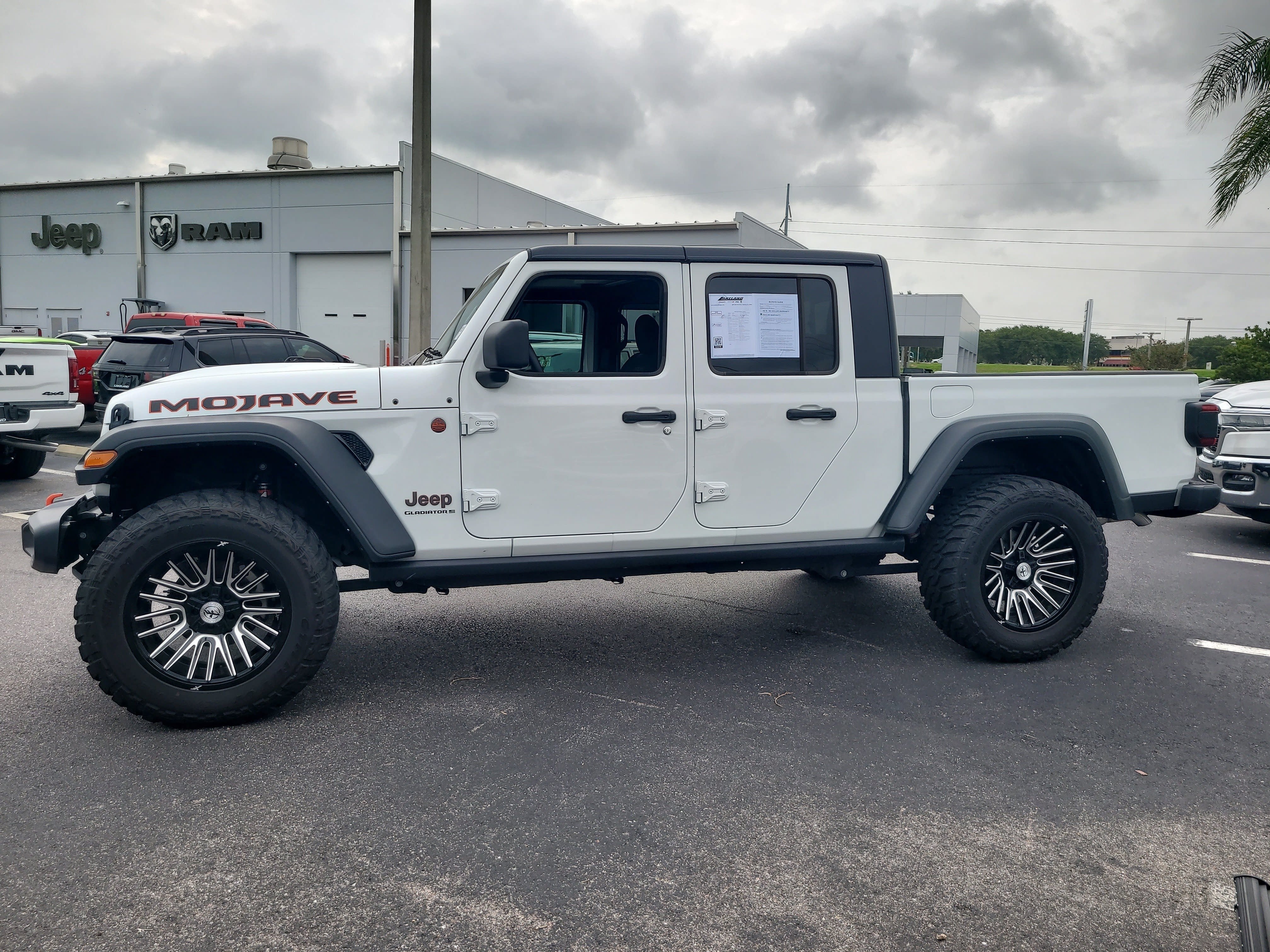 2024 Jeep Gladiator Mojave