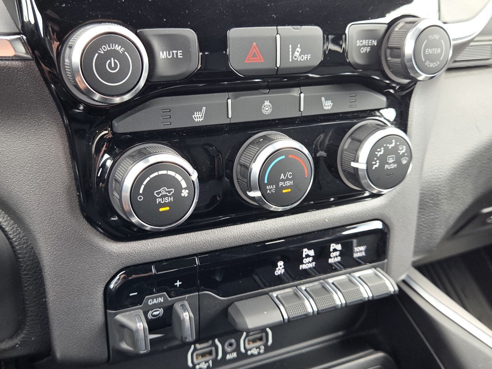2025 RAM 1500 Big Horn
