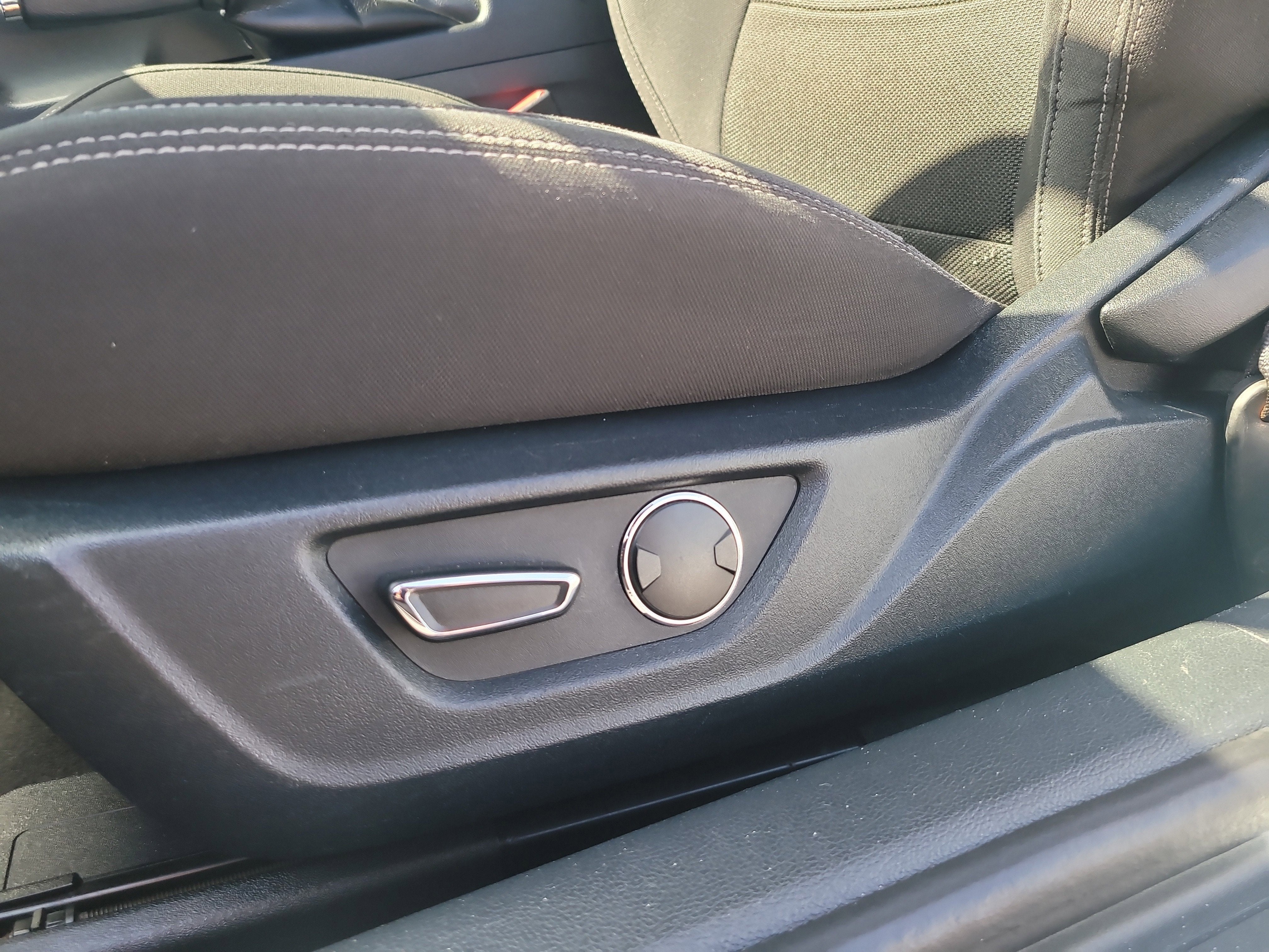 2015 Ford Mustang V6