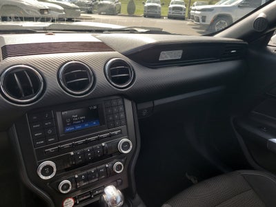 2015 Ford Mustang V6