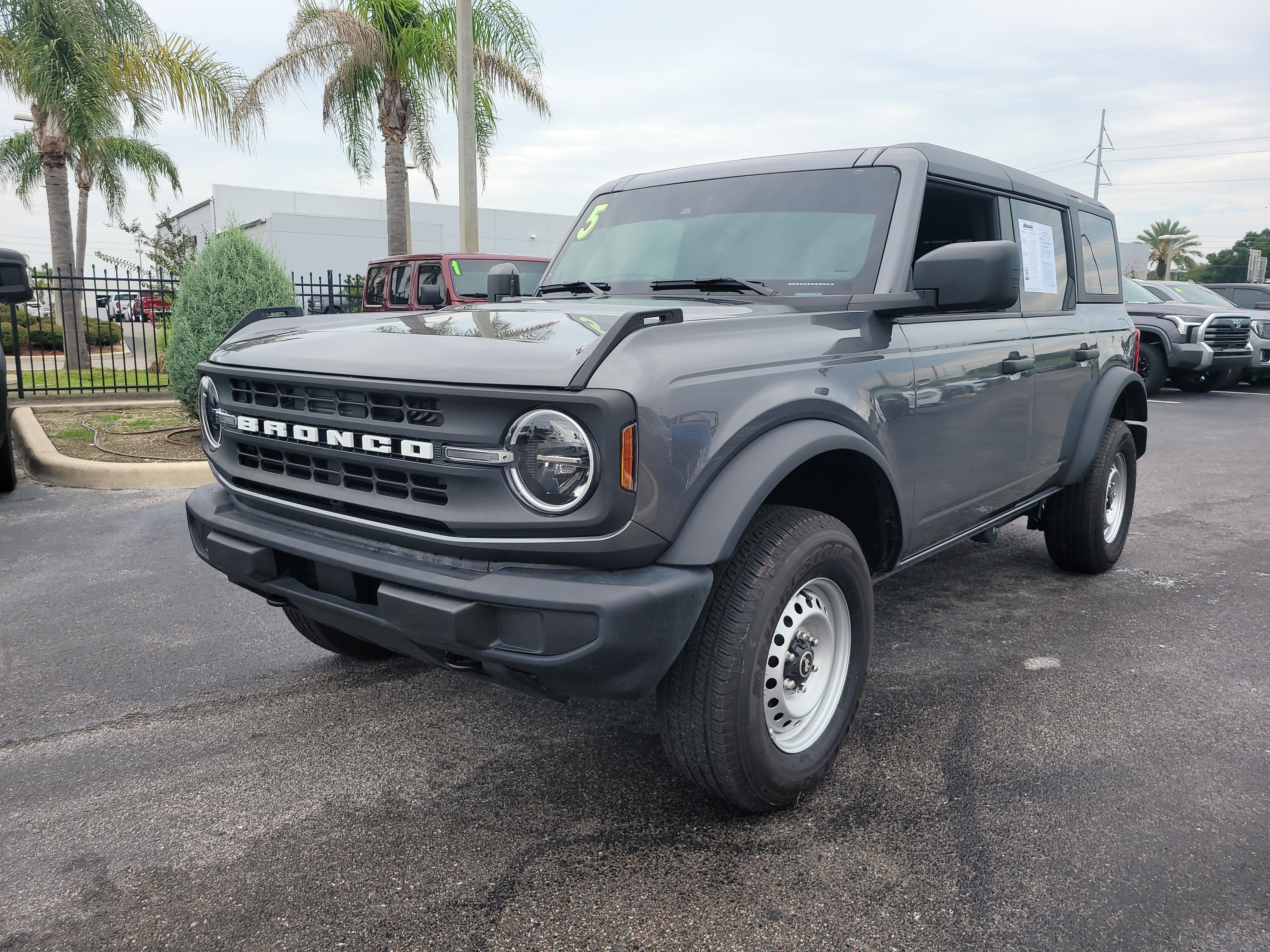 2025 Ford Bronco Base