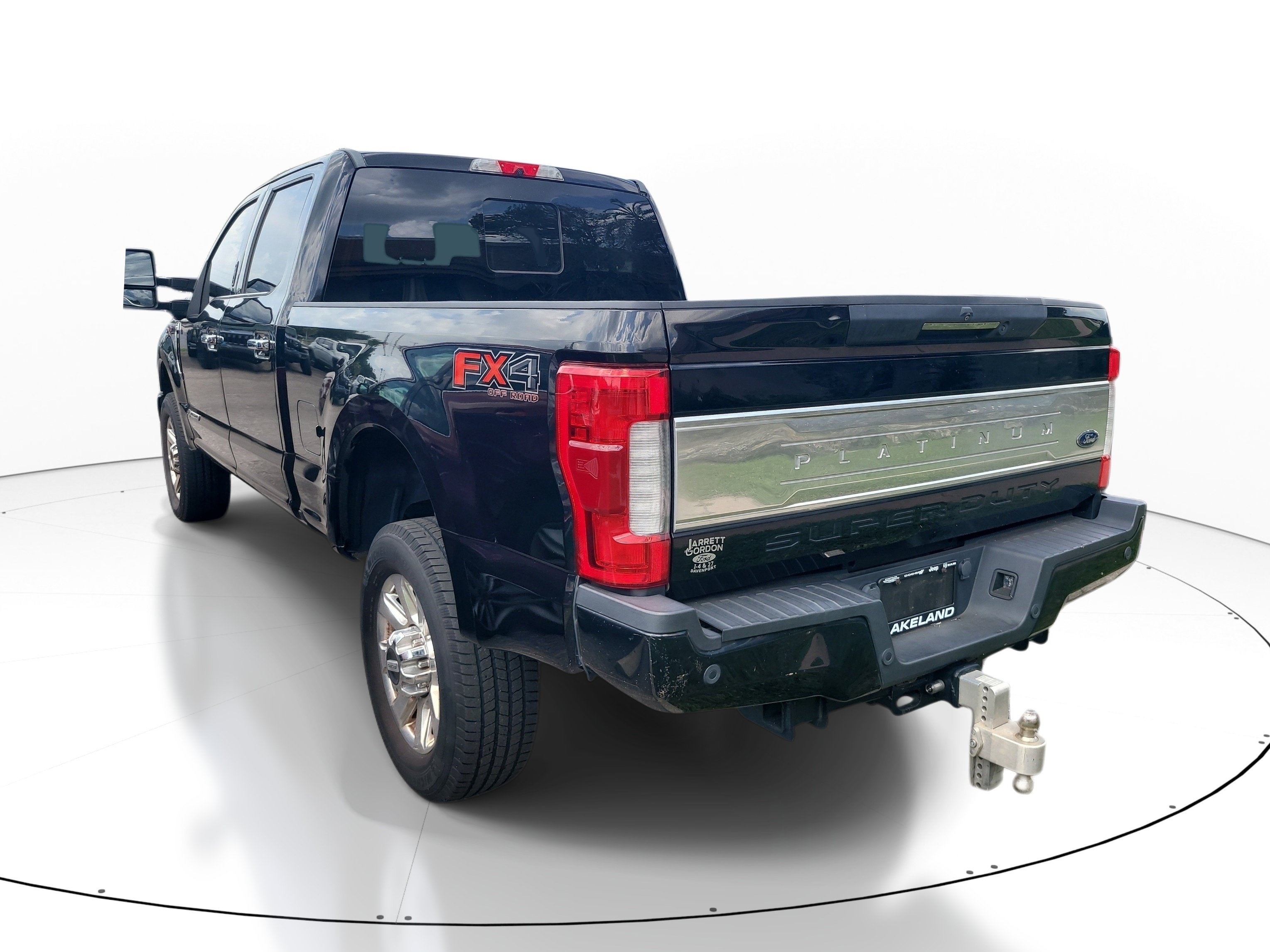 2017 Ford Super Duty F-350 SRW Platinum
