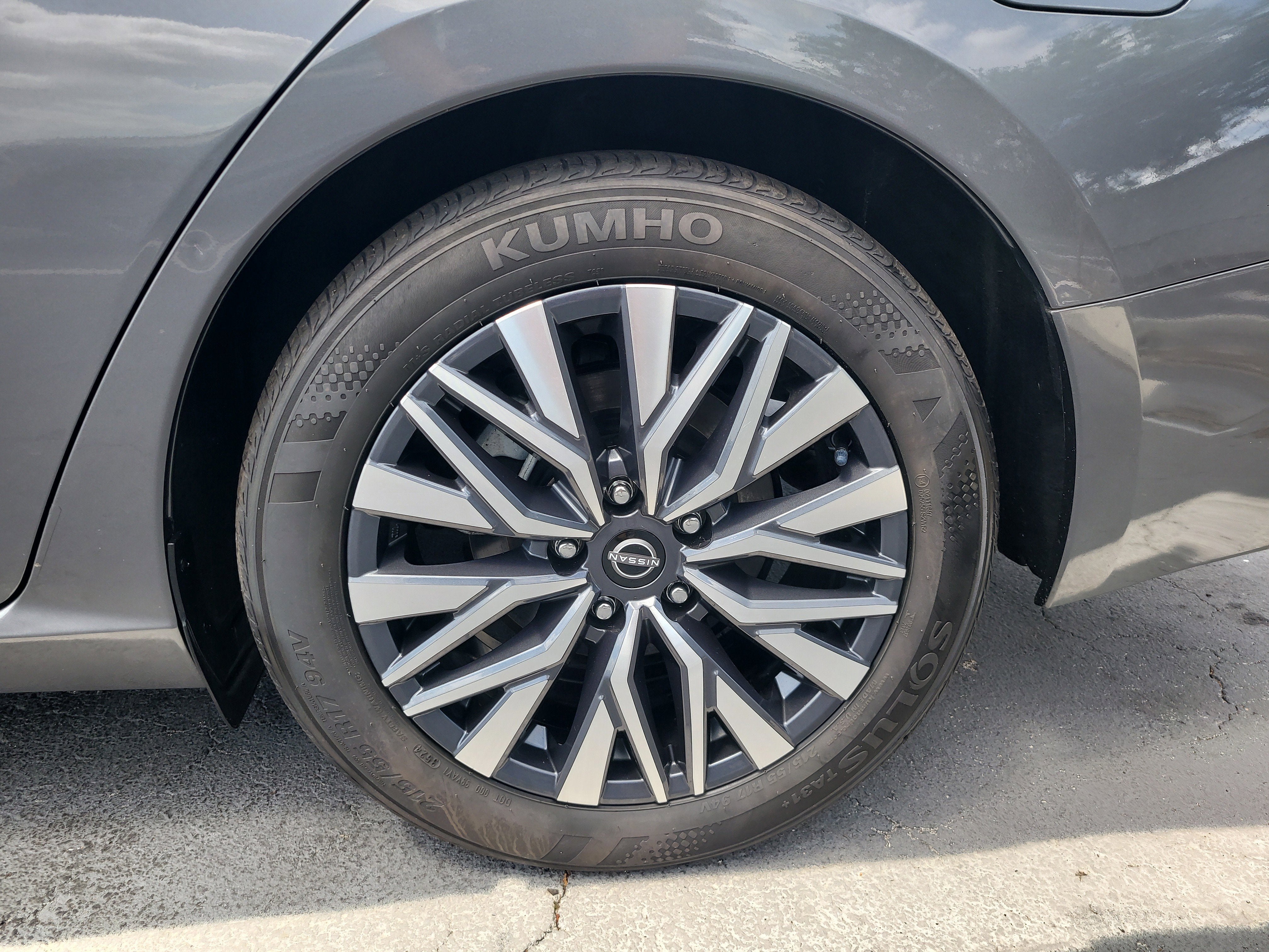 2025 Nissan Altima SV