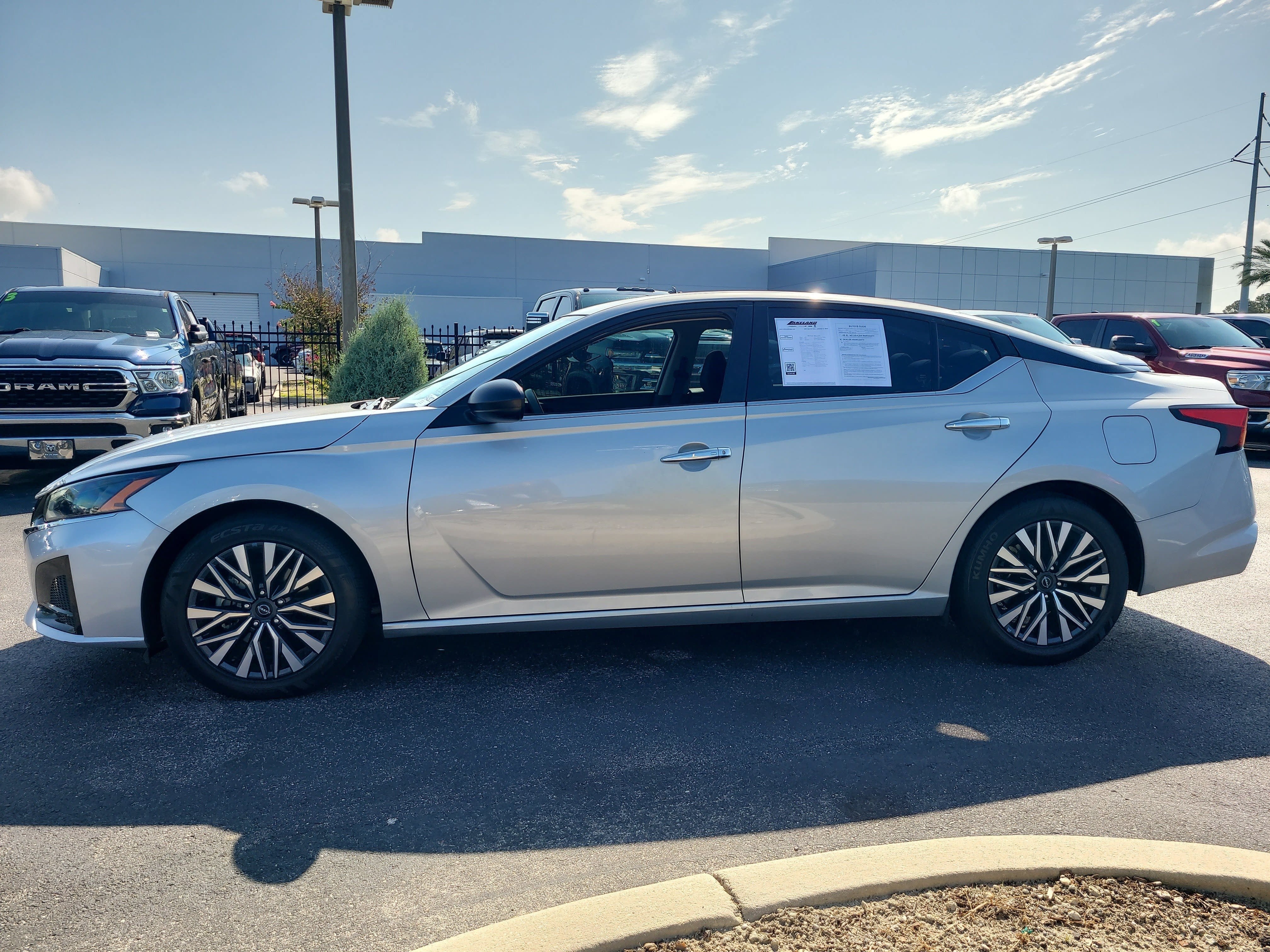2024 Nissan Altima 2.5 SV