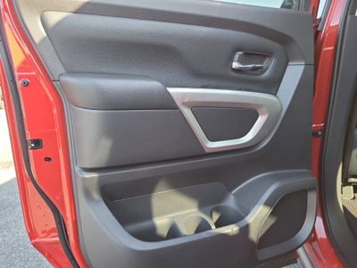 2023 Nissan Titan SV
