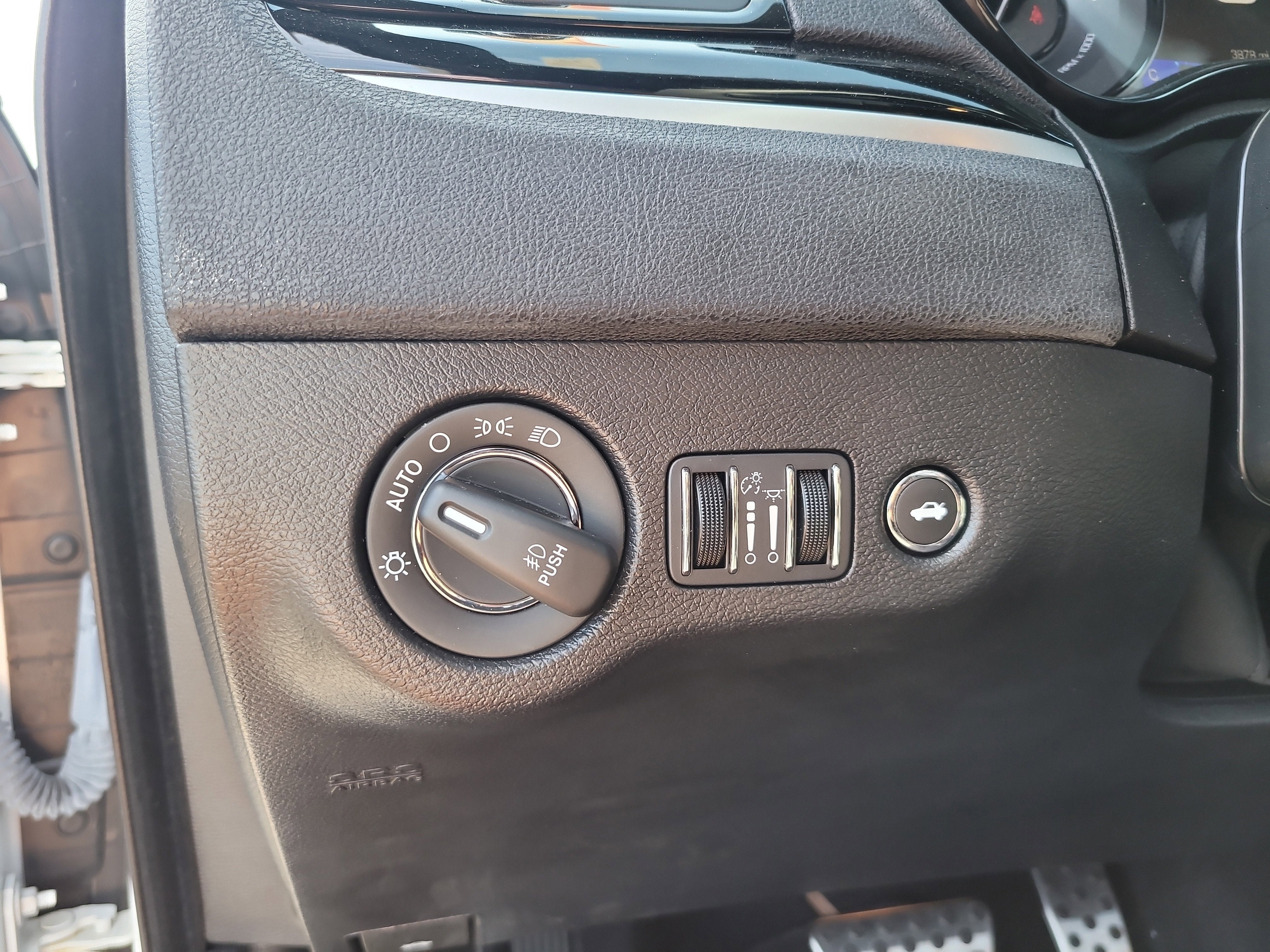 2023 Chrysler 300 300S