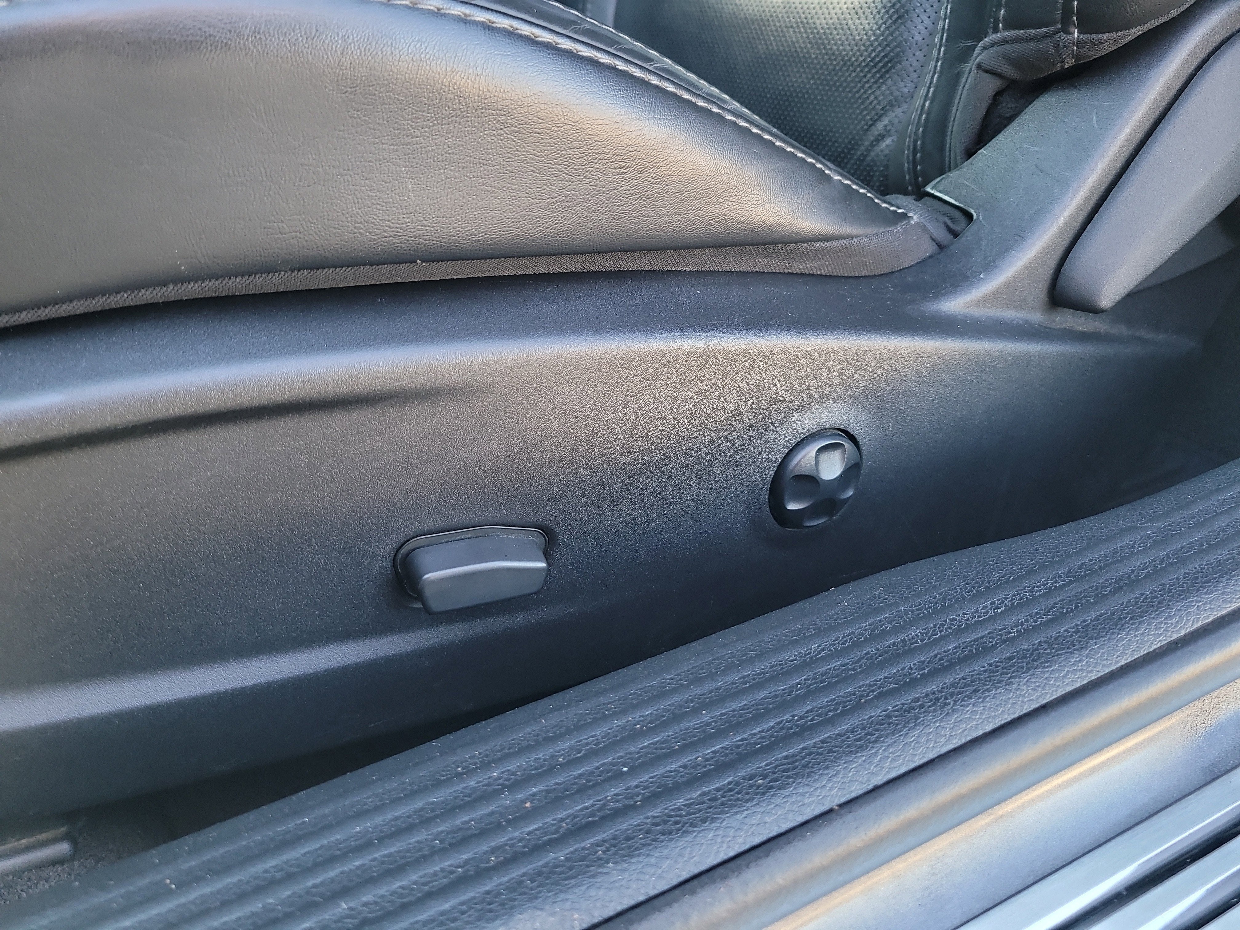 2017 Dodge Challenger R/T Plus