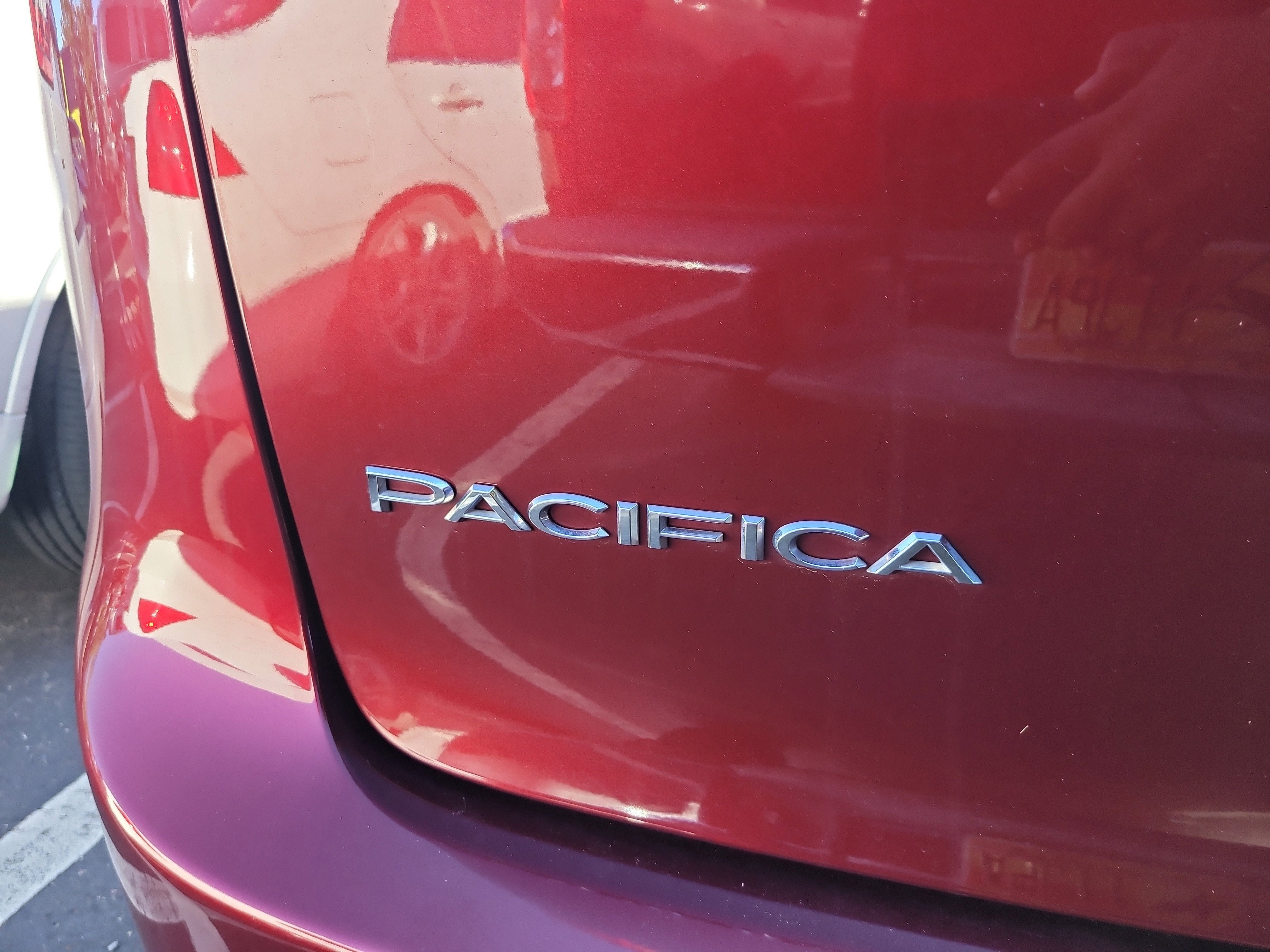 2021 Chrysler Pacifica Touring