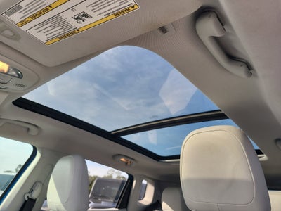 2019 Jeep Compass Latitude with Sun/Wheel Pkg