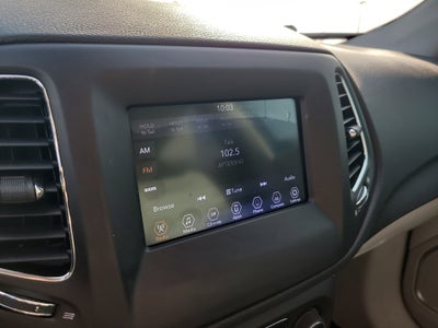 2019 Jeep Compass Latitude with Sun/Wheel Pkg