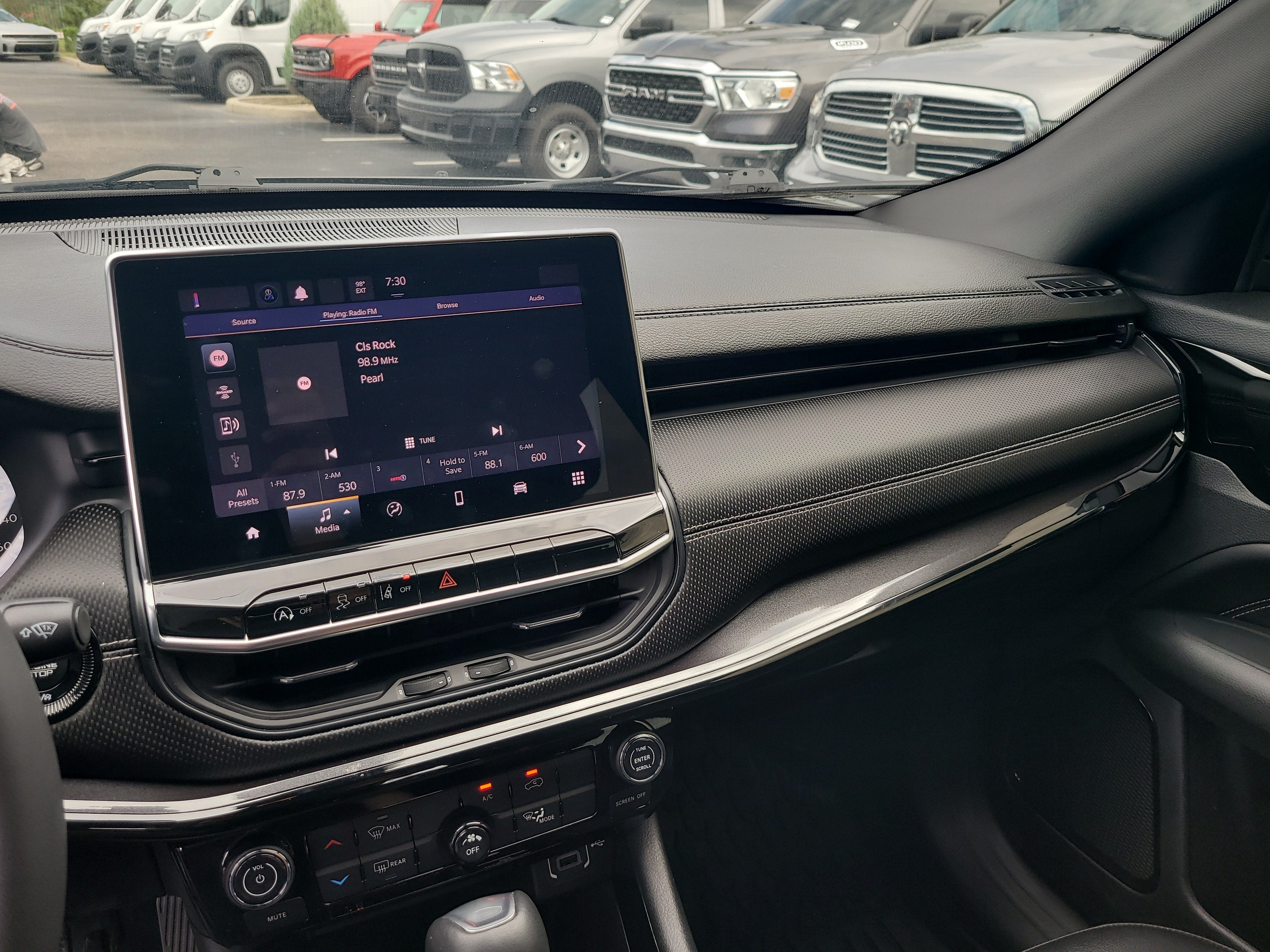 2023 Jeep Compass Altitude