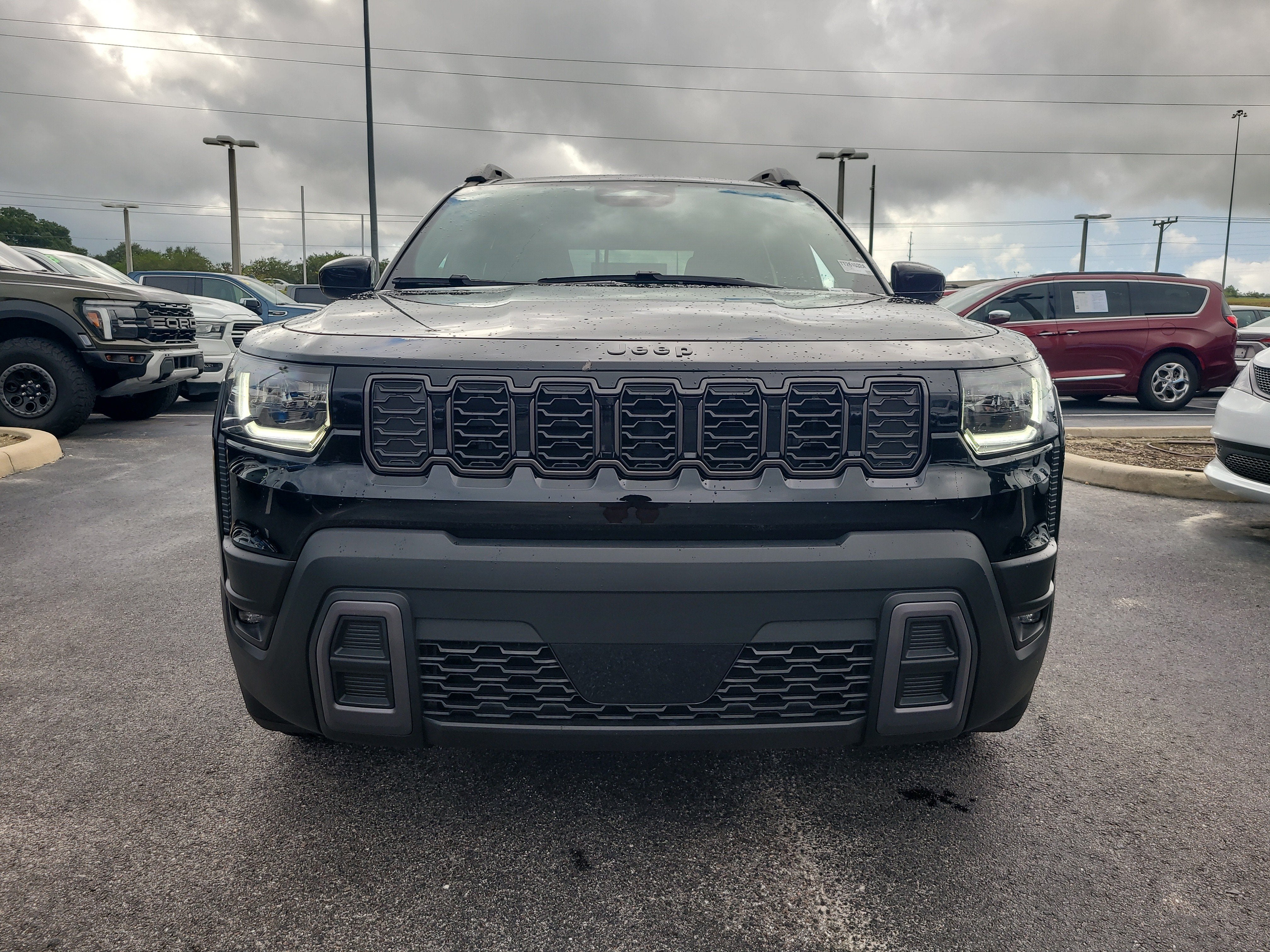 2026 Jeep Cherokee Laredo