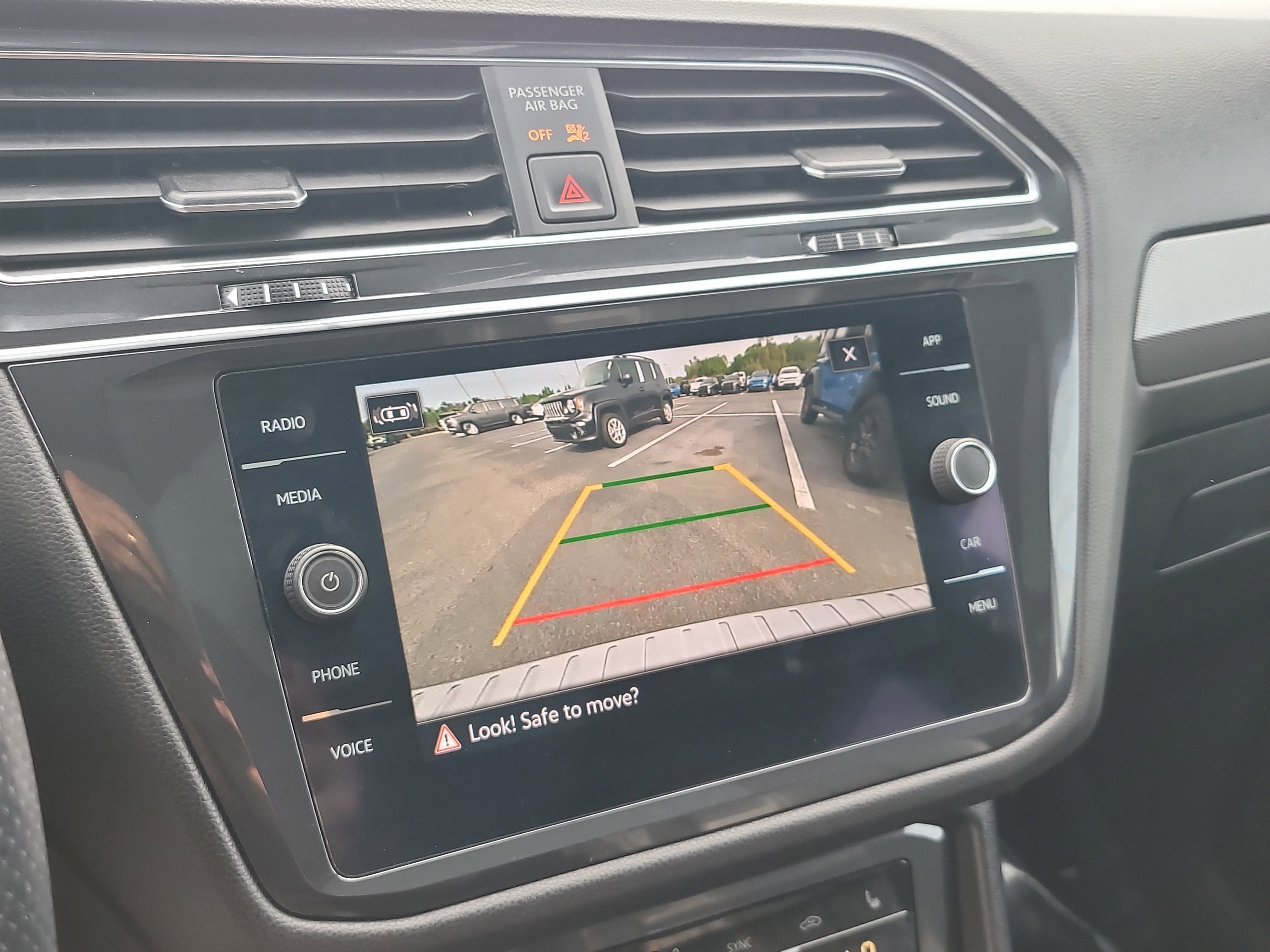 2022 Volkswagen Tiguan SE R-Line Black