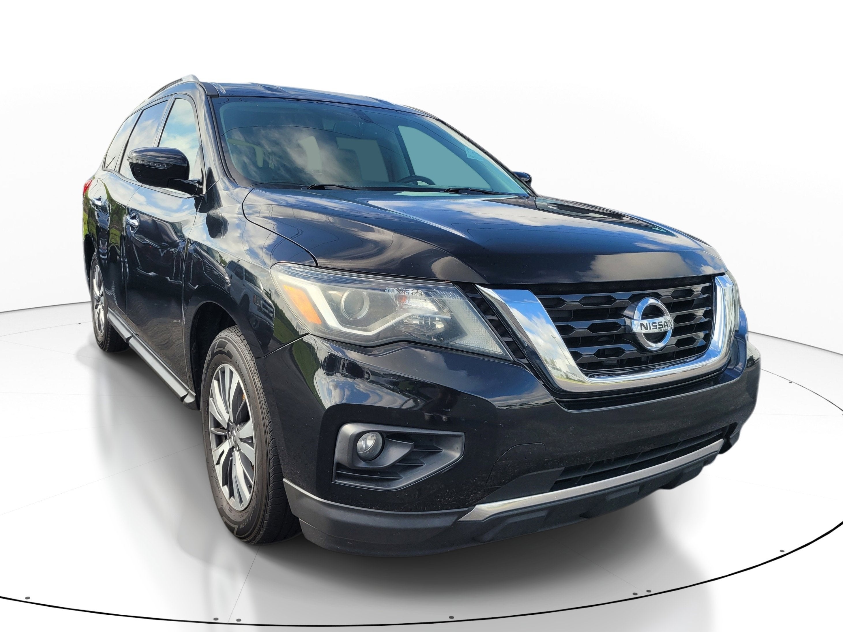 2019 Nissan Pathfinder SV