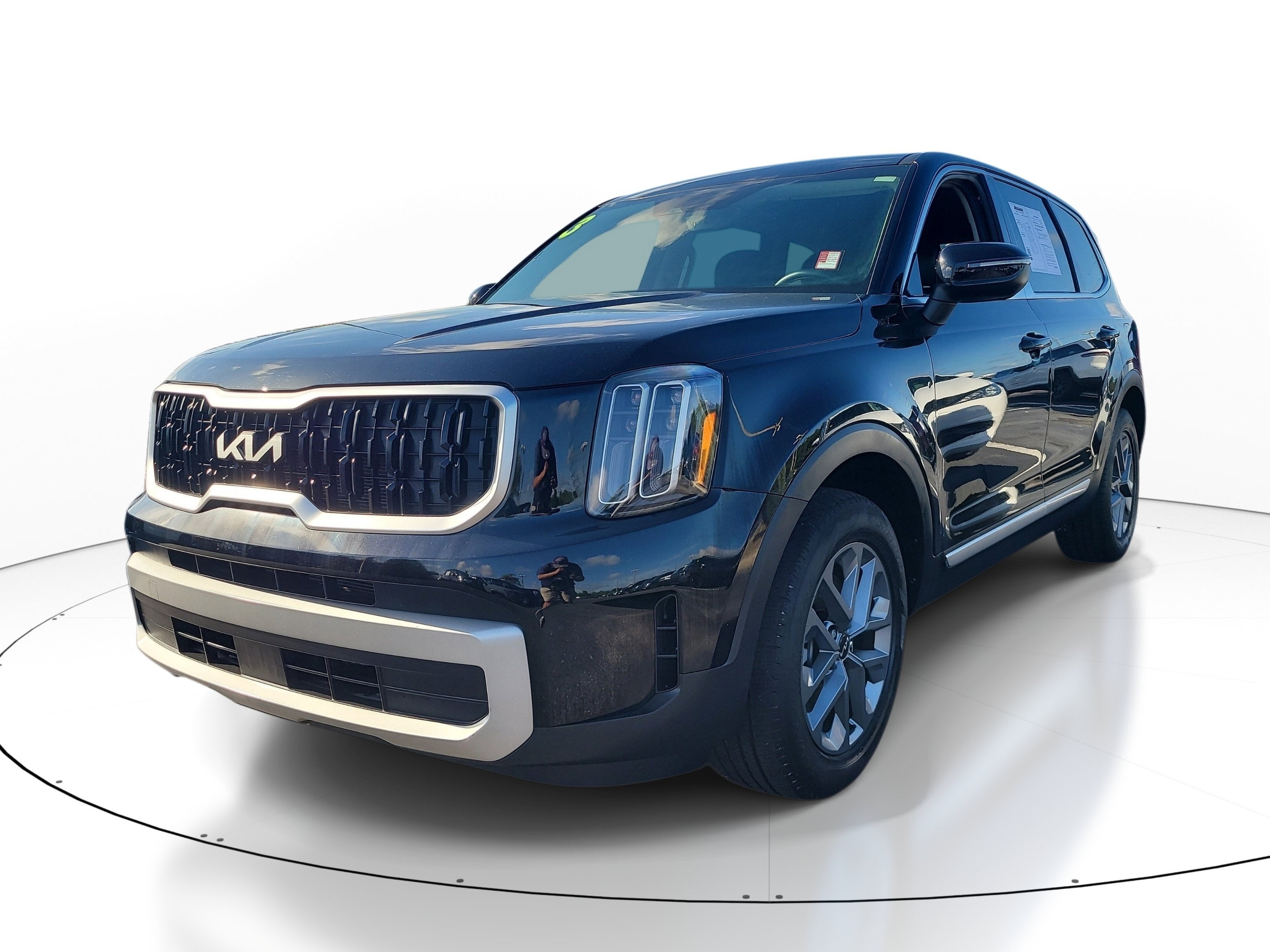 2023 Kia Telluride LX