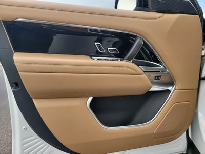 2024 Land Rover Range Rover SE
