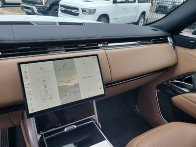 2024 Land Rover Range Rover SE