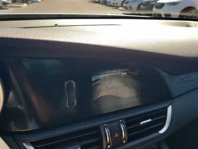 2021 Alfa Romeo Giulia Base