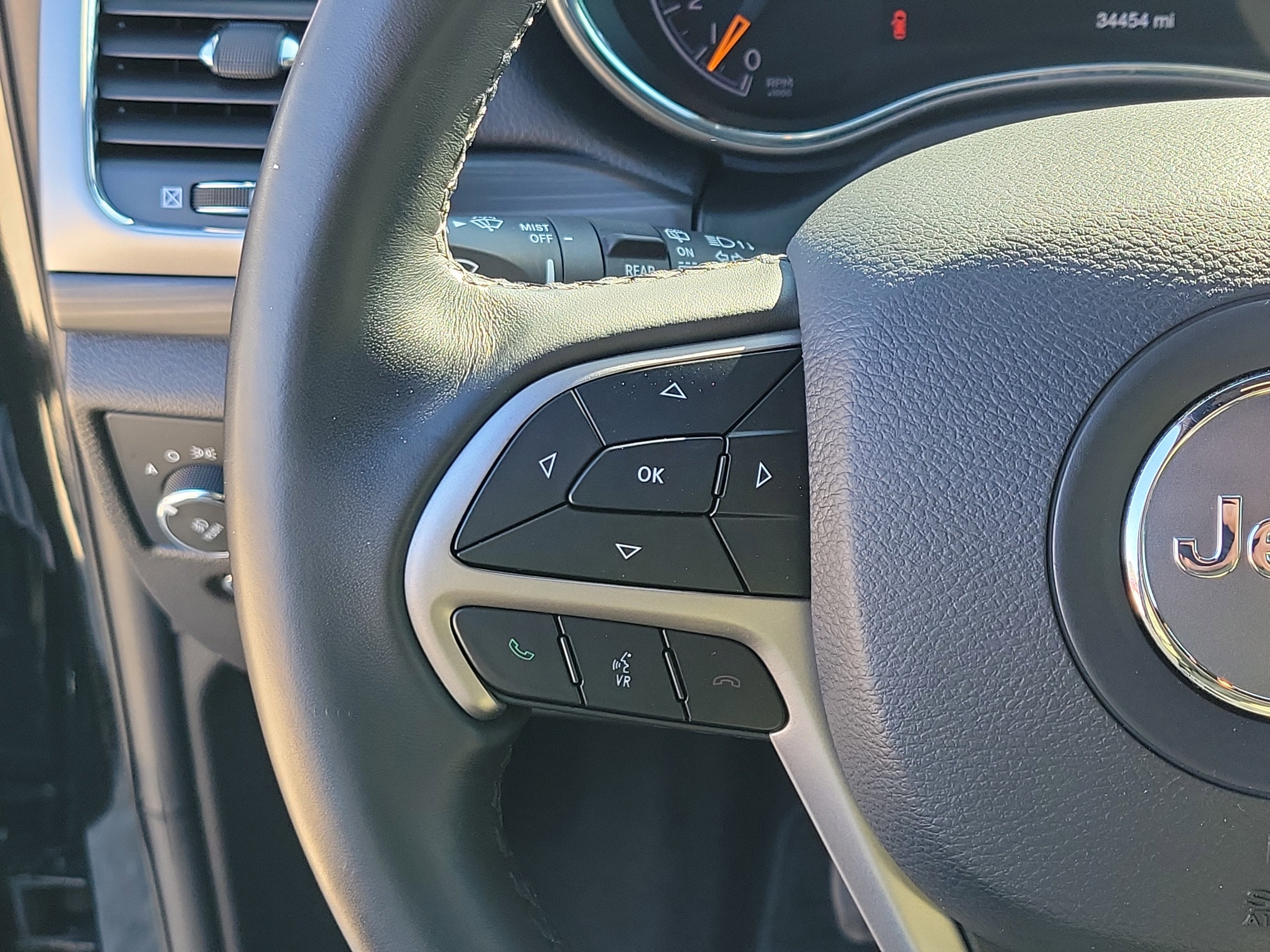 2019 Jeep Grand Cherokee Laredo E