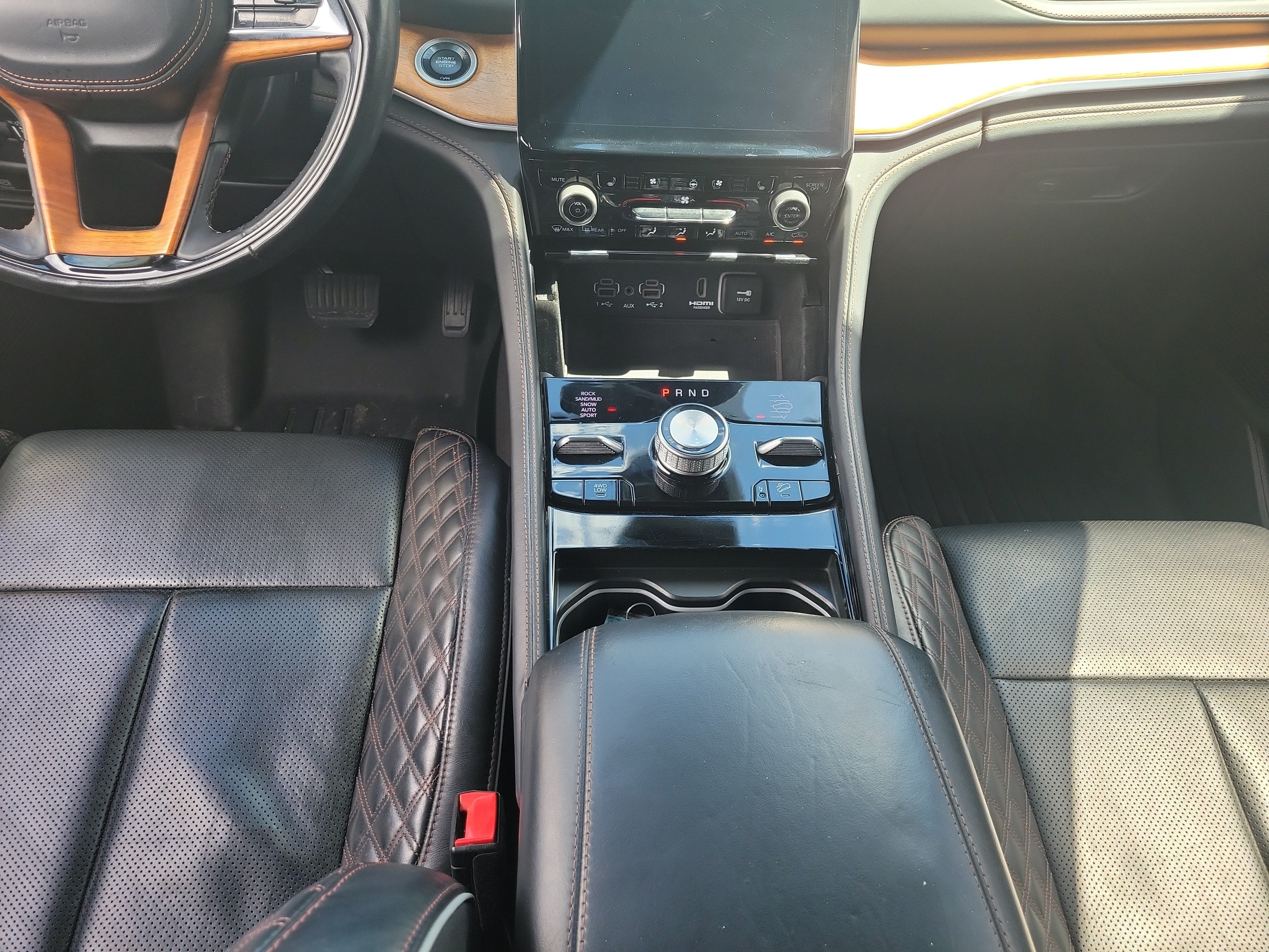 2022 Jeep Grand Cherokee L Summit Reserve