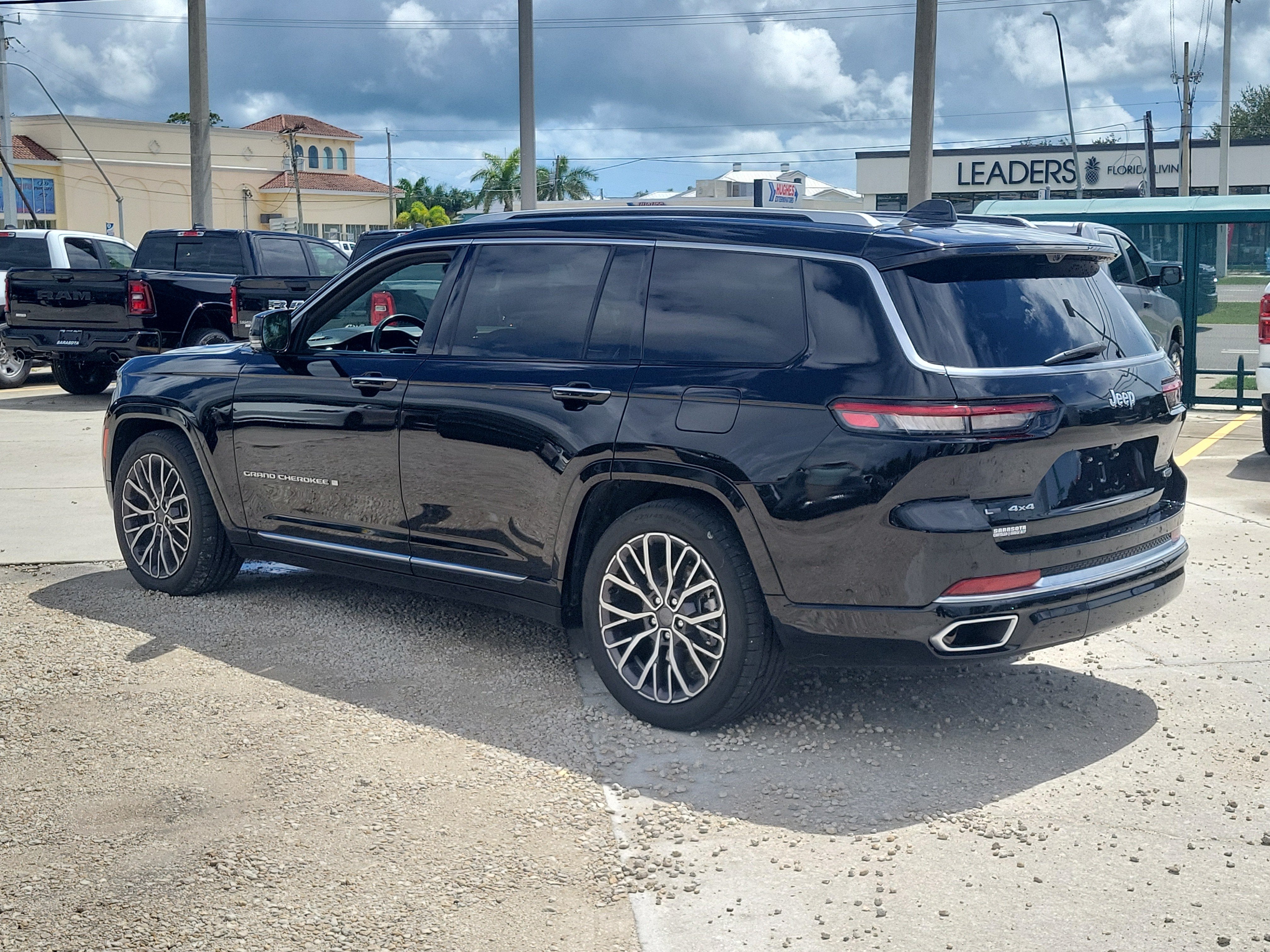 2022 Jeep Grand Cherokee L Summit Reserve