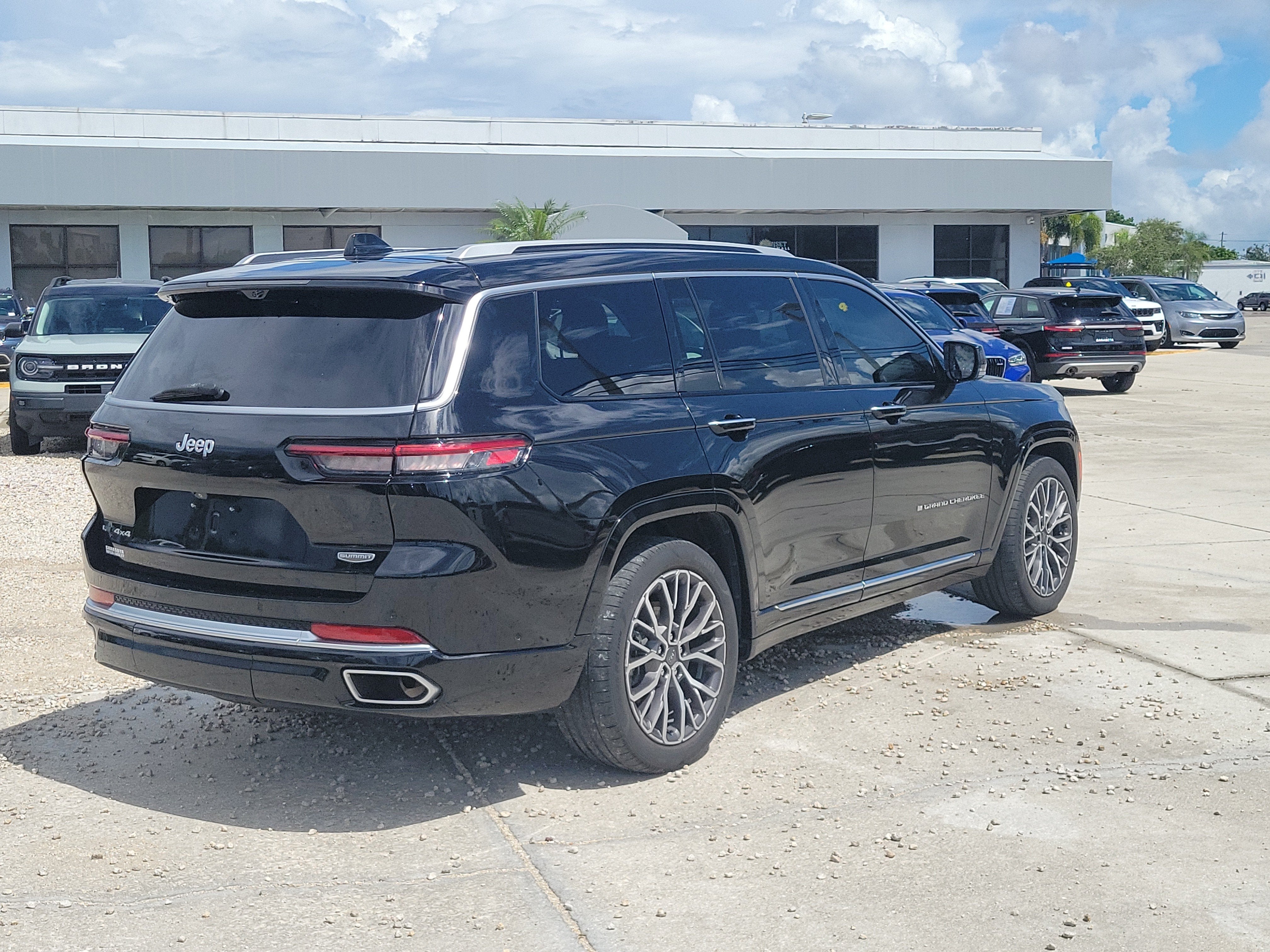 2022 Jeep Grand Cherokee L Summit Reserve