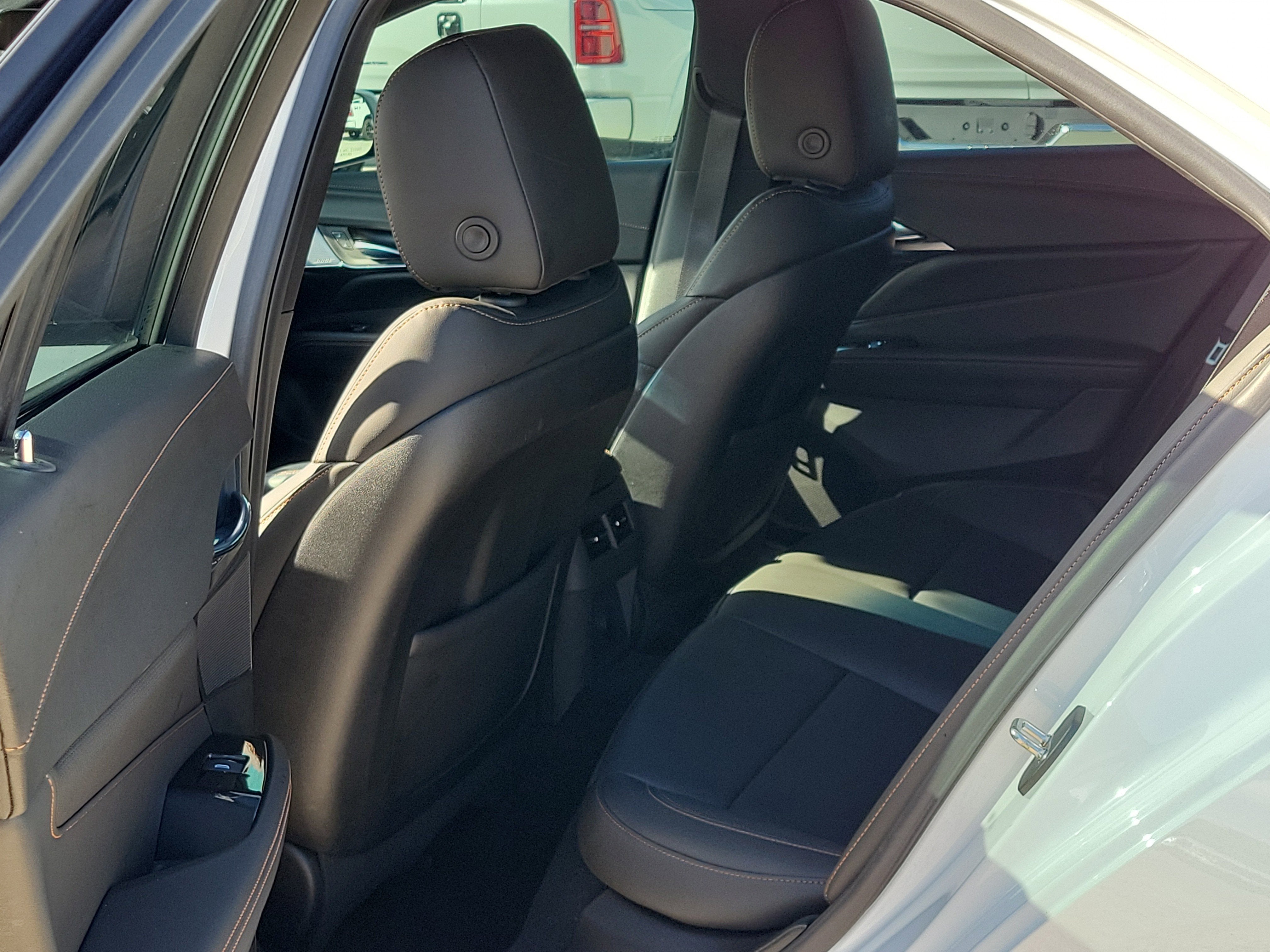 2024 Cadillac CT4Ilook Sport