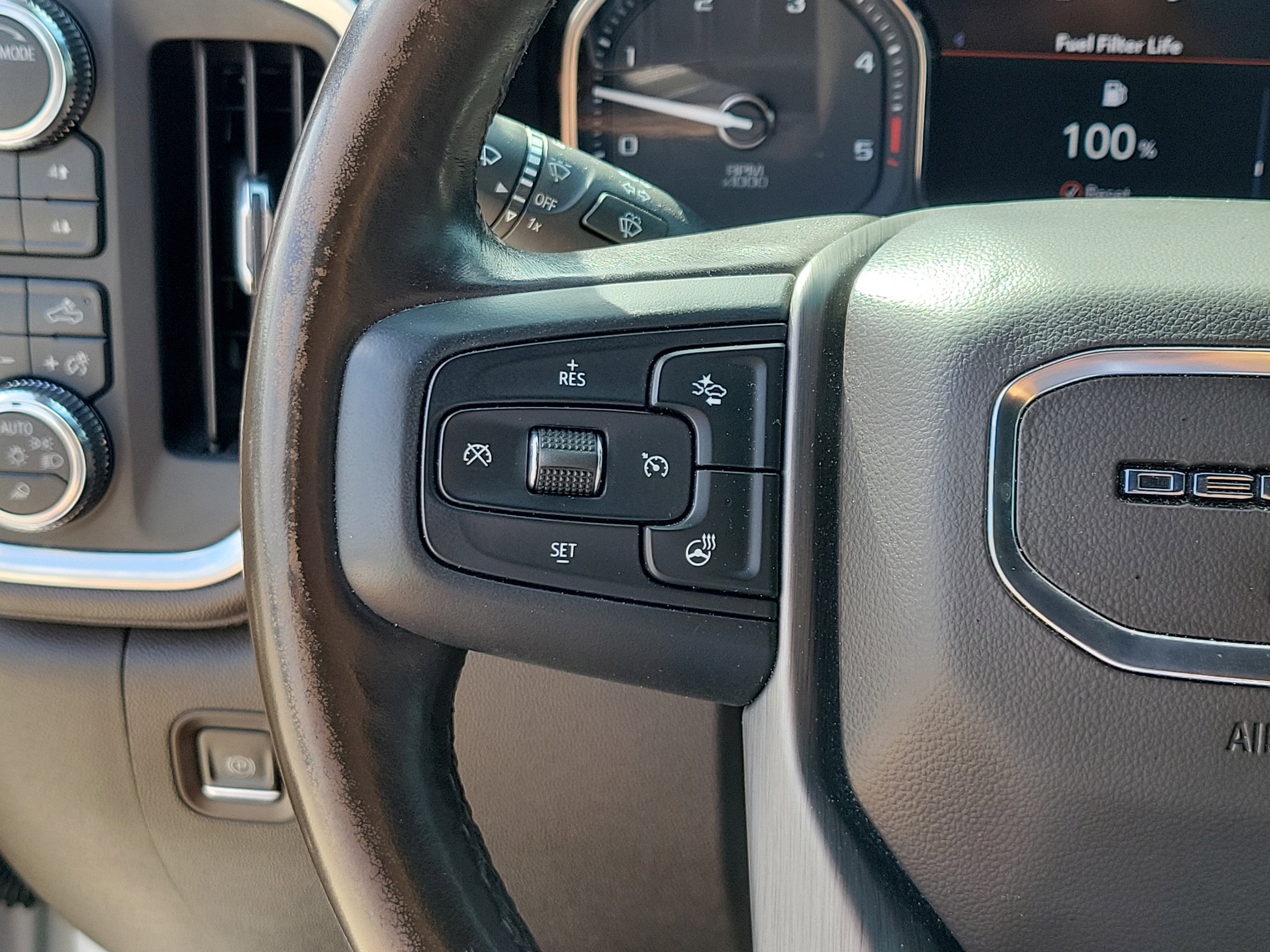 2023 GMC Sierra 2500HD Denali