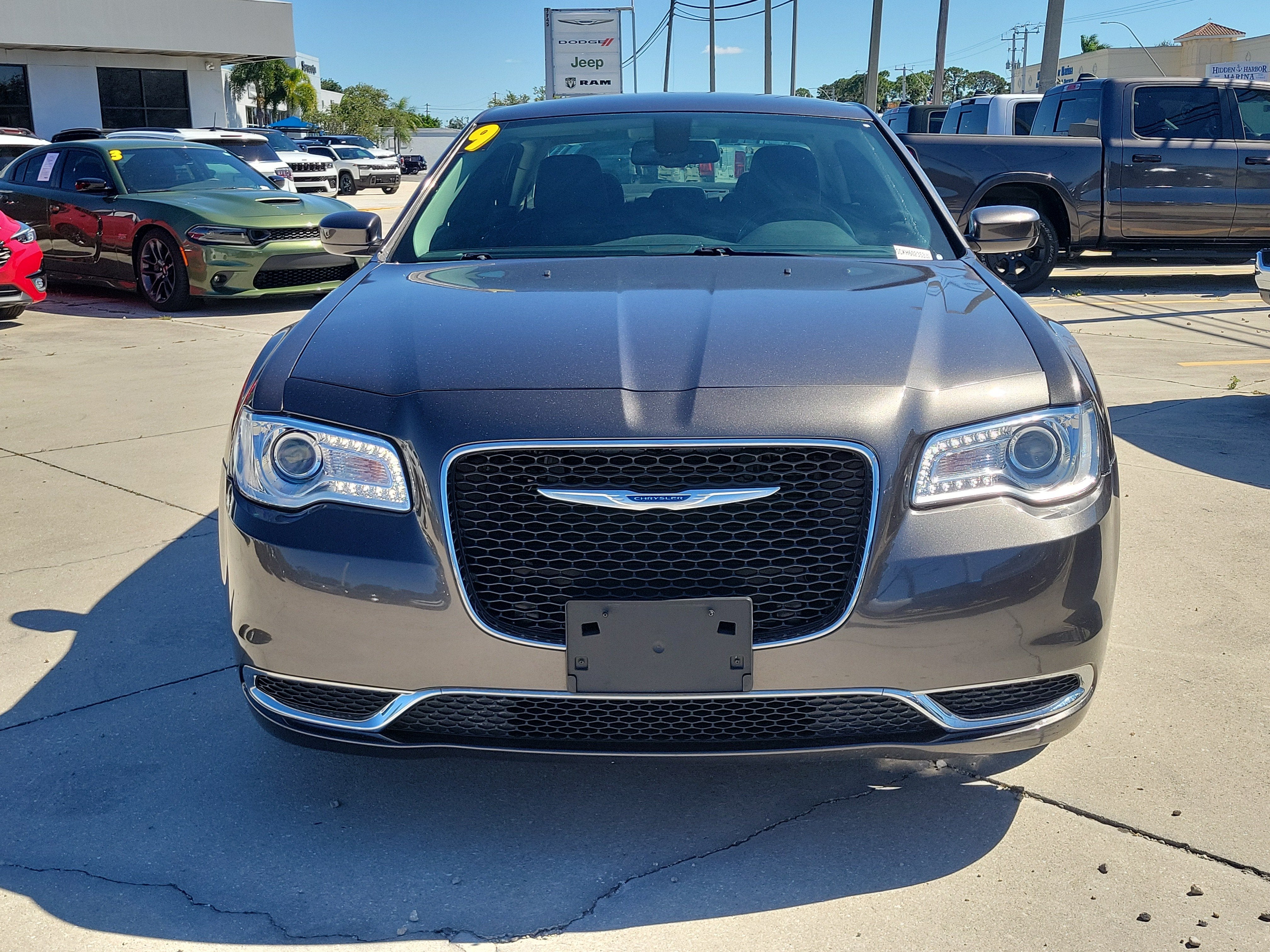 2019 Chrysler 300 Touring