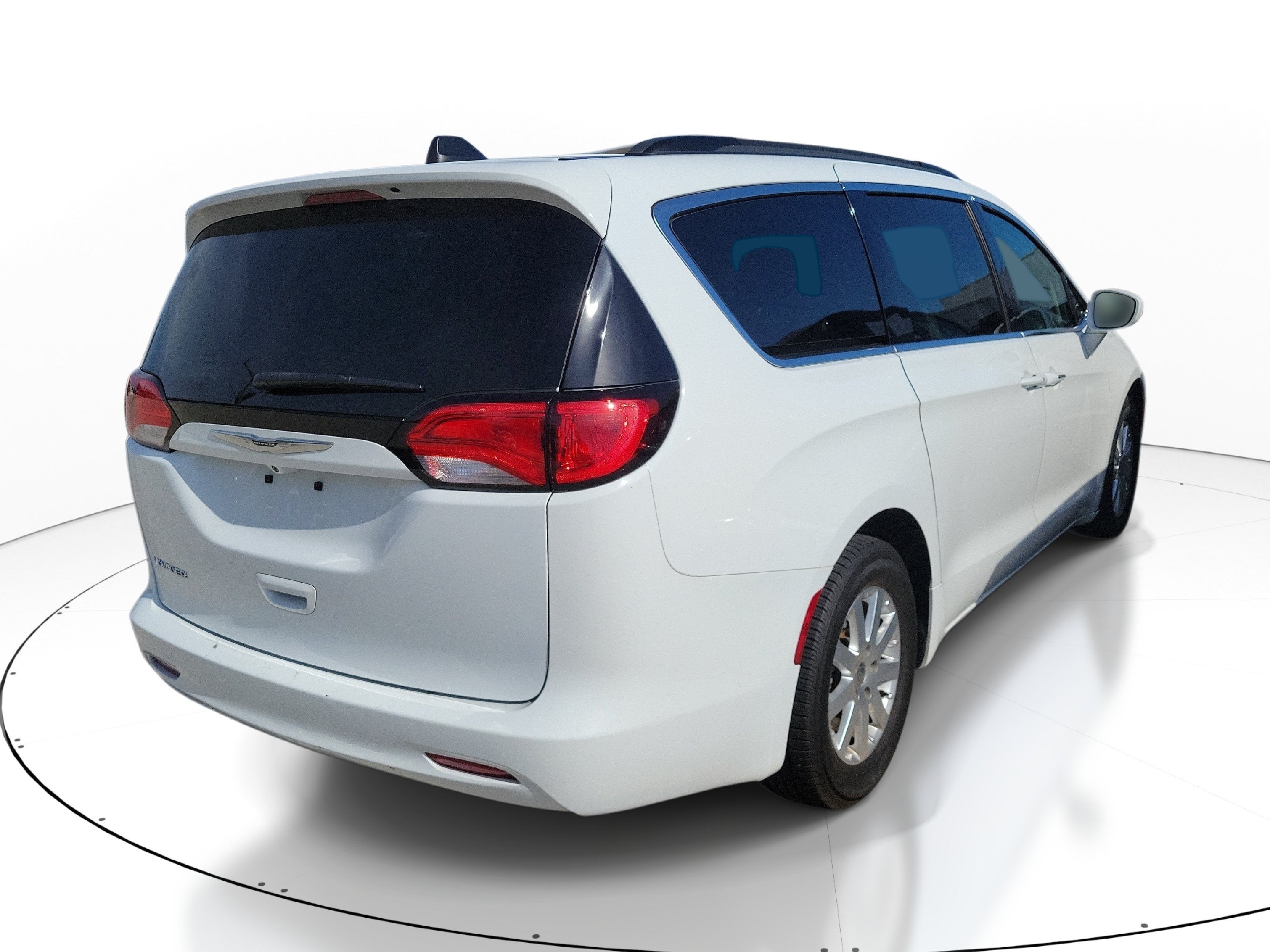 2021 Chrysler Voyager LXI