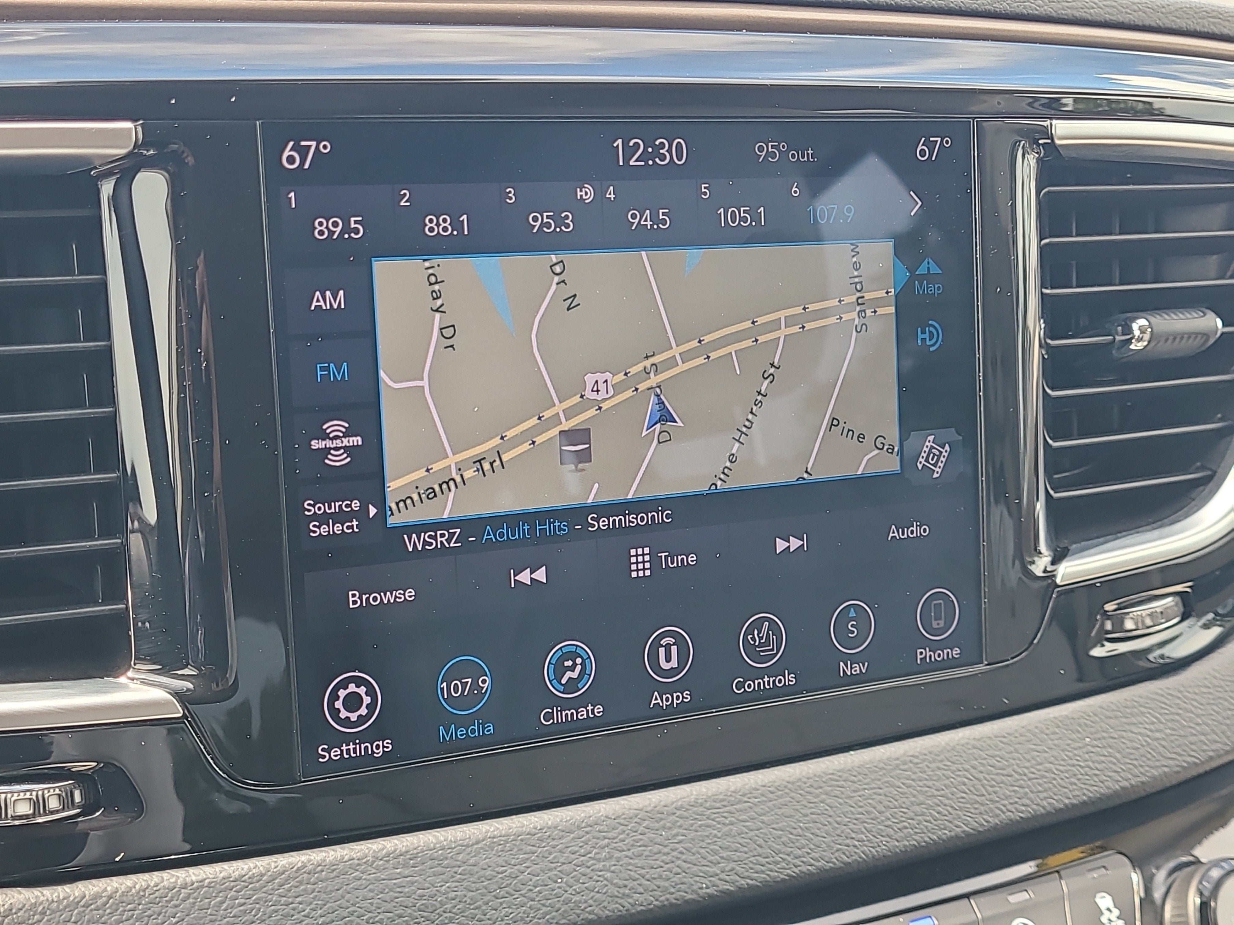 2019 Chrysler Pacifica Touring L Plus
