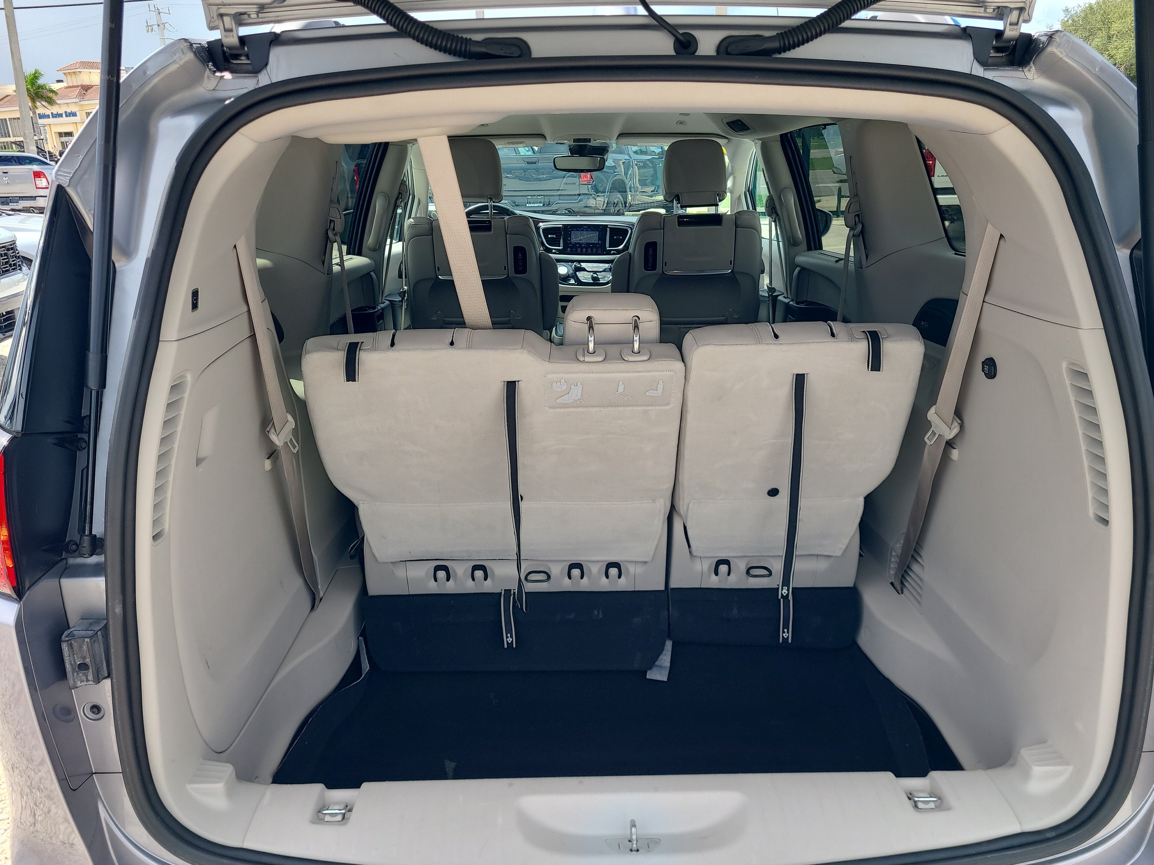 2019 Chrysler Pacifica Touring L Plus