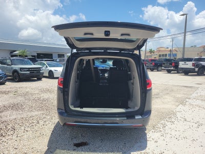 2021 Chrysler Pacifica Hybrid Touring L