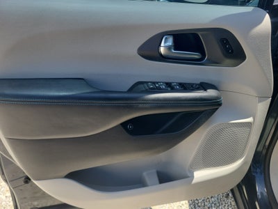 2021 Chrysler Pacifica Hybrid Touring L