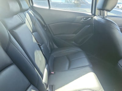 2018 Mazda Mazda3 5-Door Touring