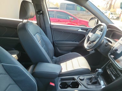 2023 Volkswagen Tiguan SEL R-Line