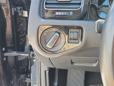 2017 Volkswagen Golf S