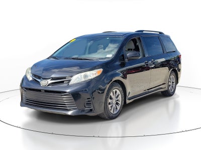 2019 Toyota Sienna LE Auto Access Seat
