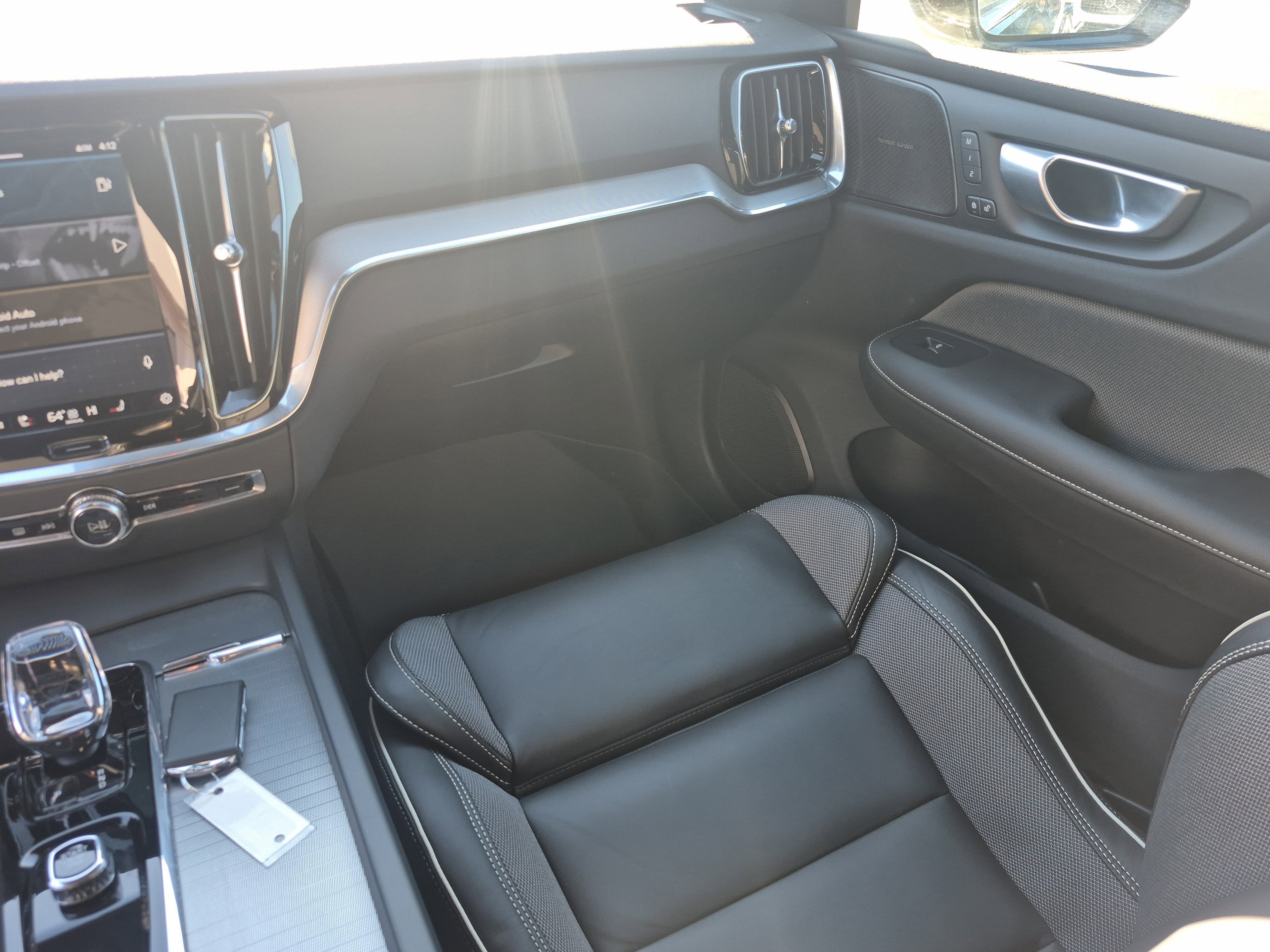 2024 Volvo S60 Plus Black Edition