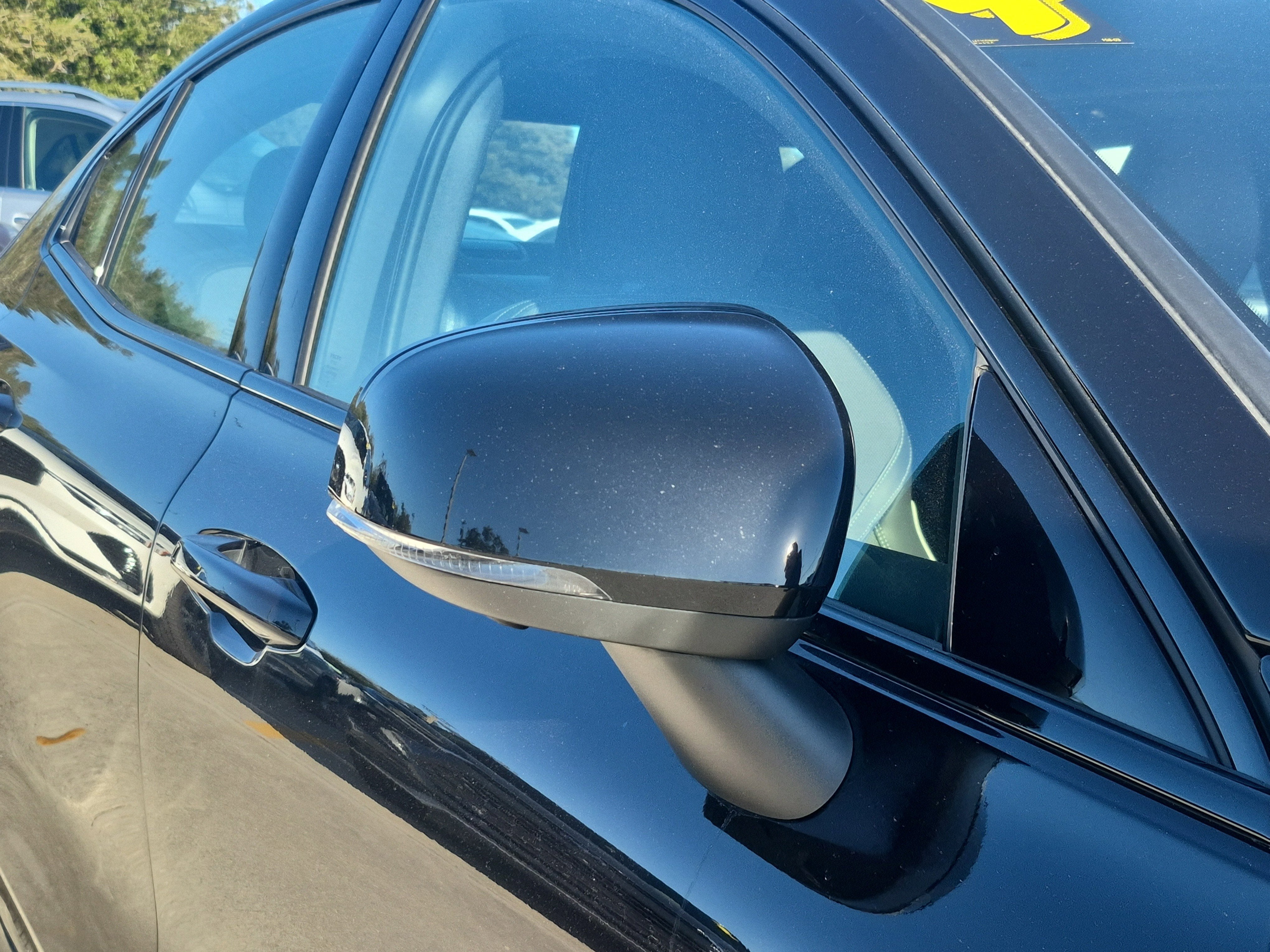 2024 Volvo S60 Plus Black Edition