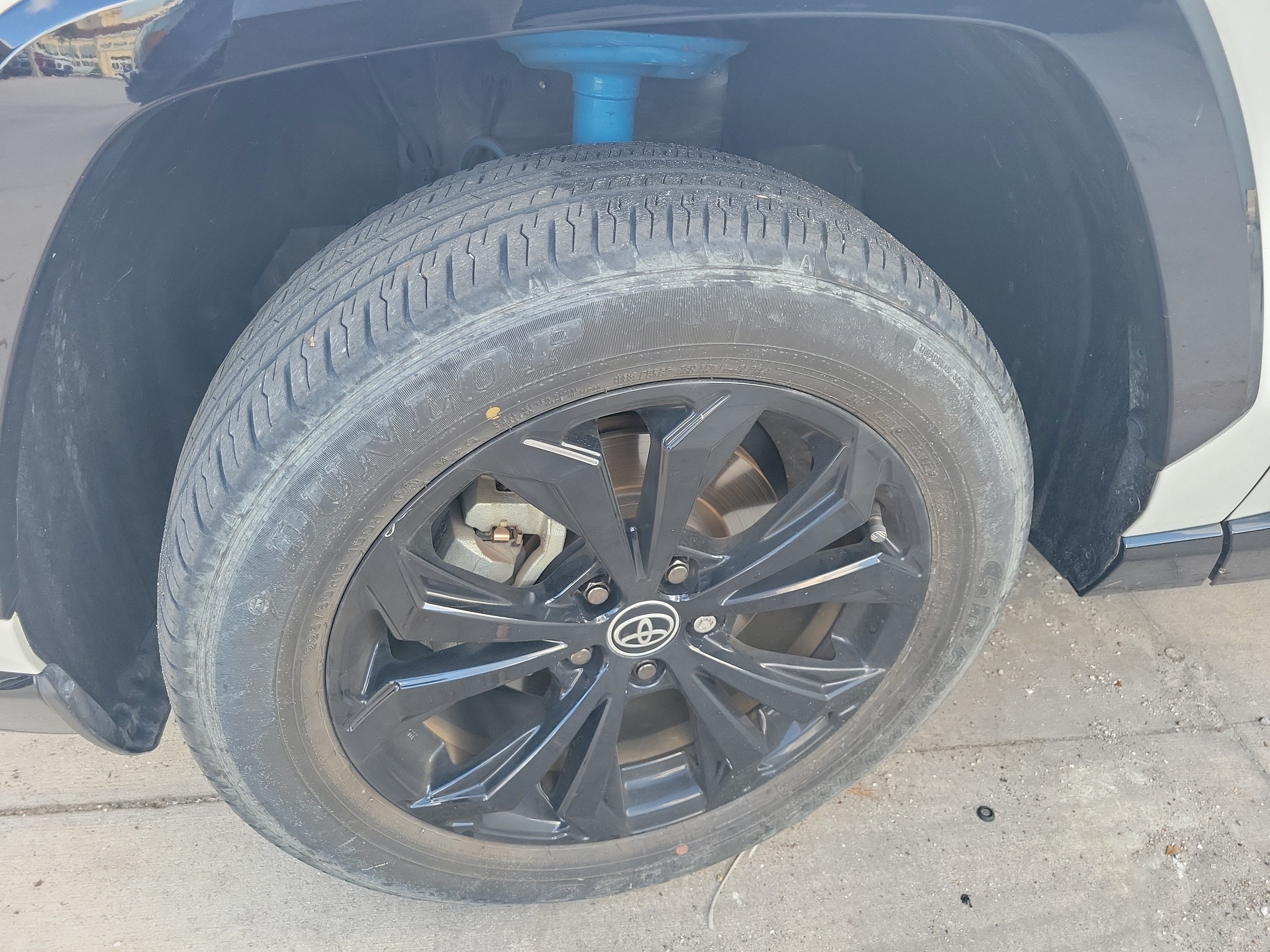 2023 Toyota RAV4 Hybrid SE