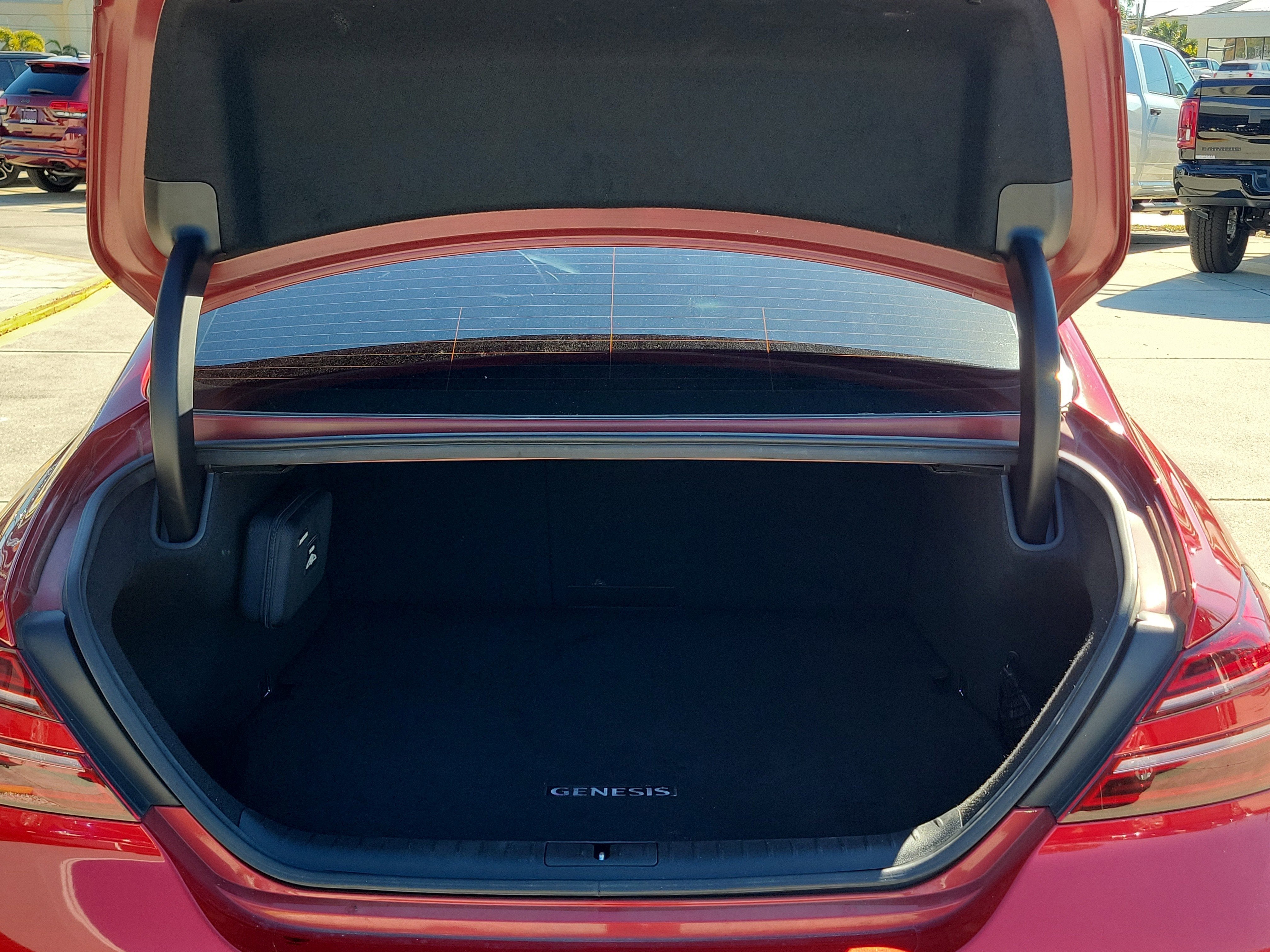 2023 Genesis G70 2.0T