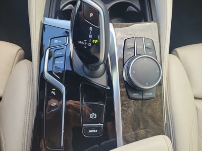2021 BMW 5 Series 540i