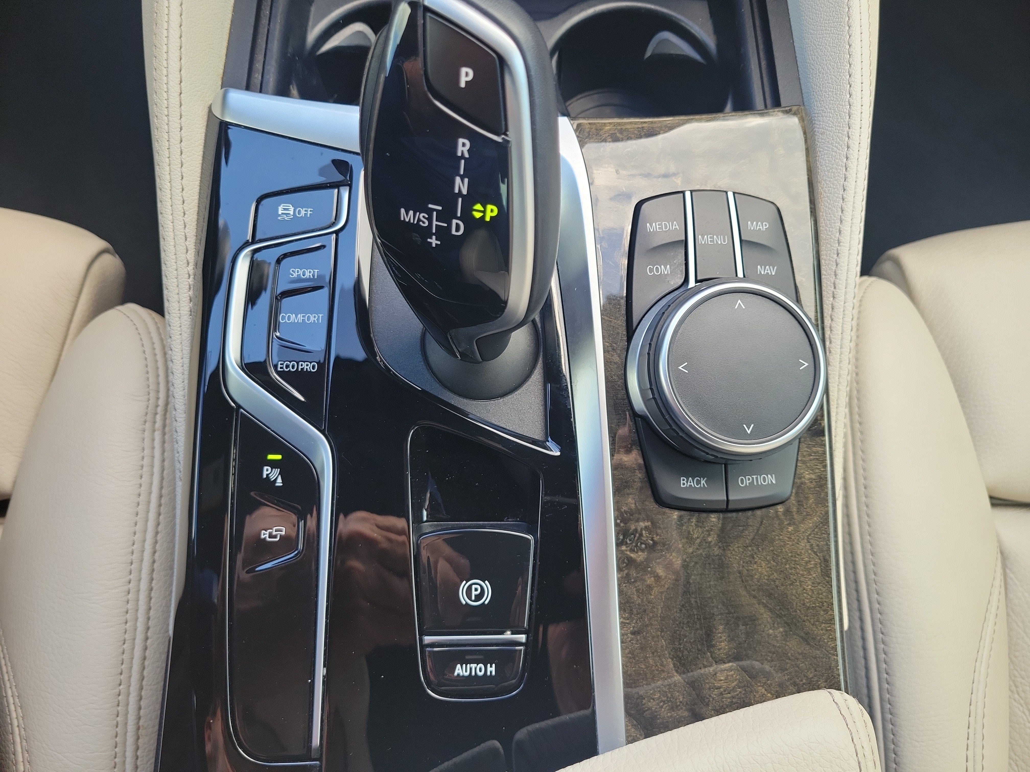 2021 BMW 5 Series 540i