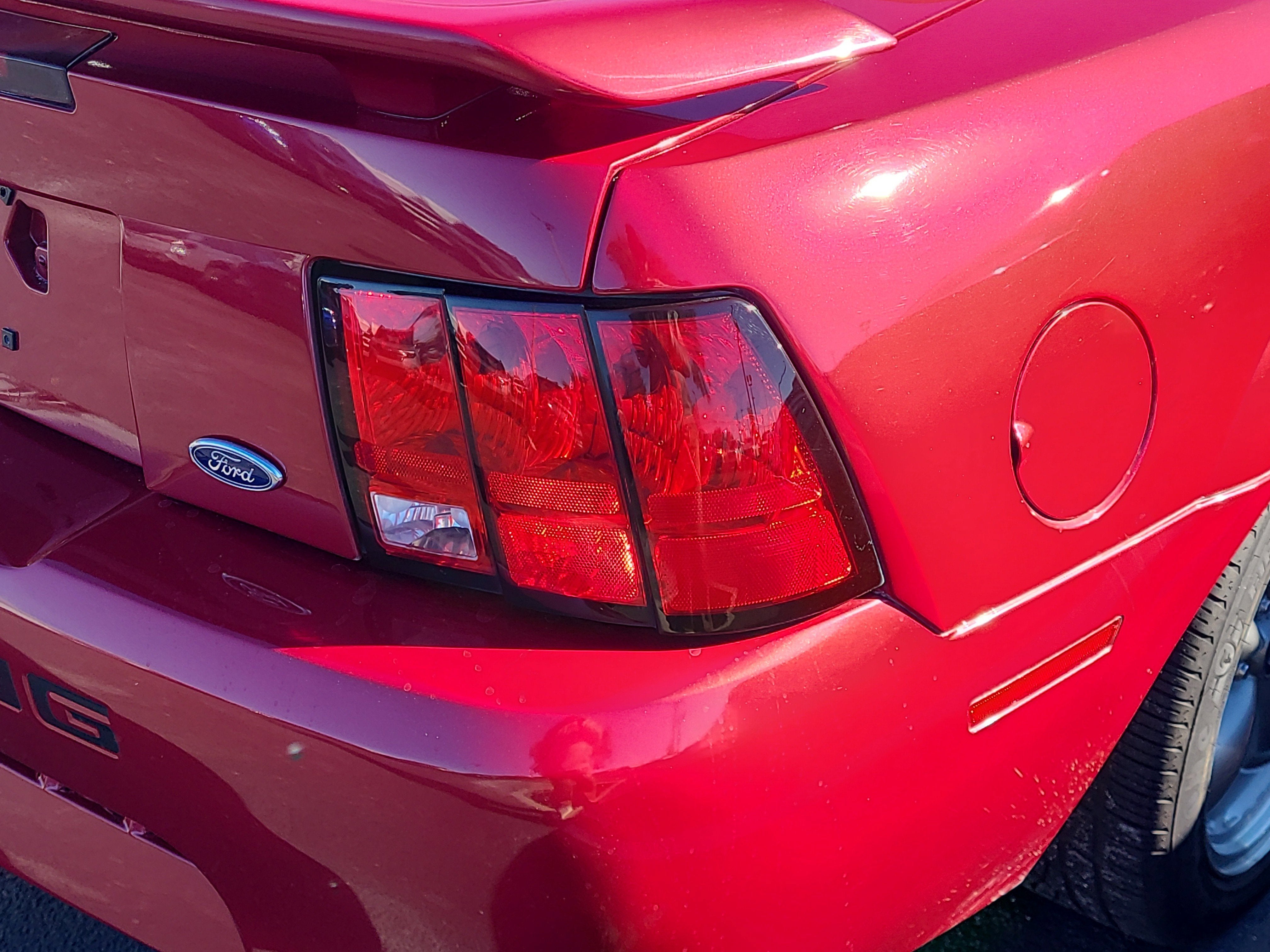 2003 Ford Mustang GT Deluxe