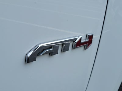 2022 GMC Canyon 4WD AT4 w/Cloth