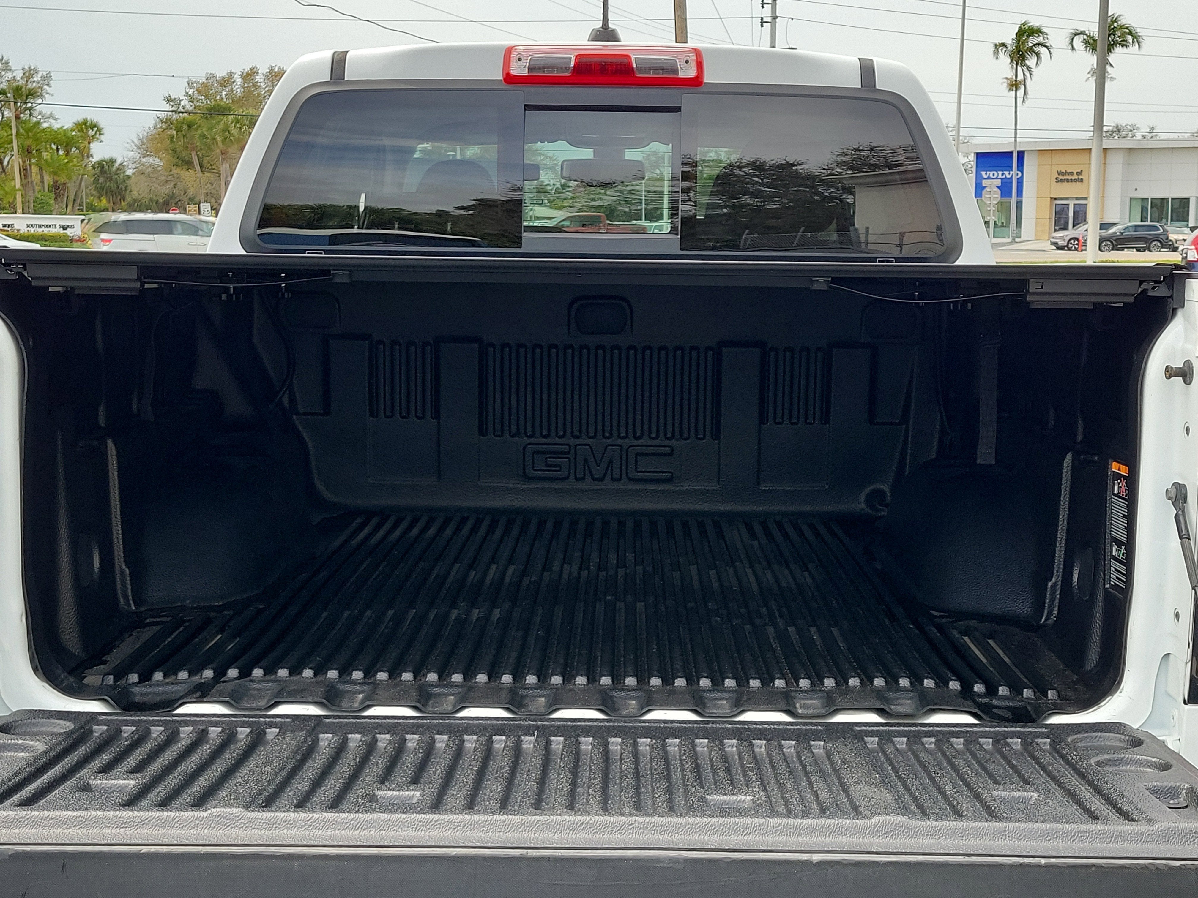 2022 GMC Canyon 4WD AT4 w/Cloth