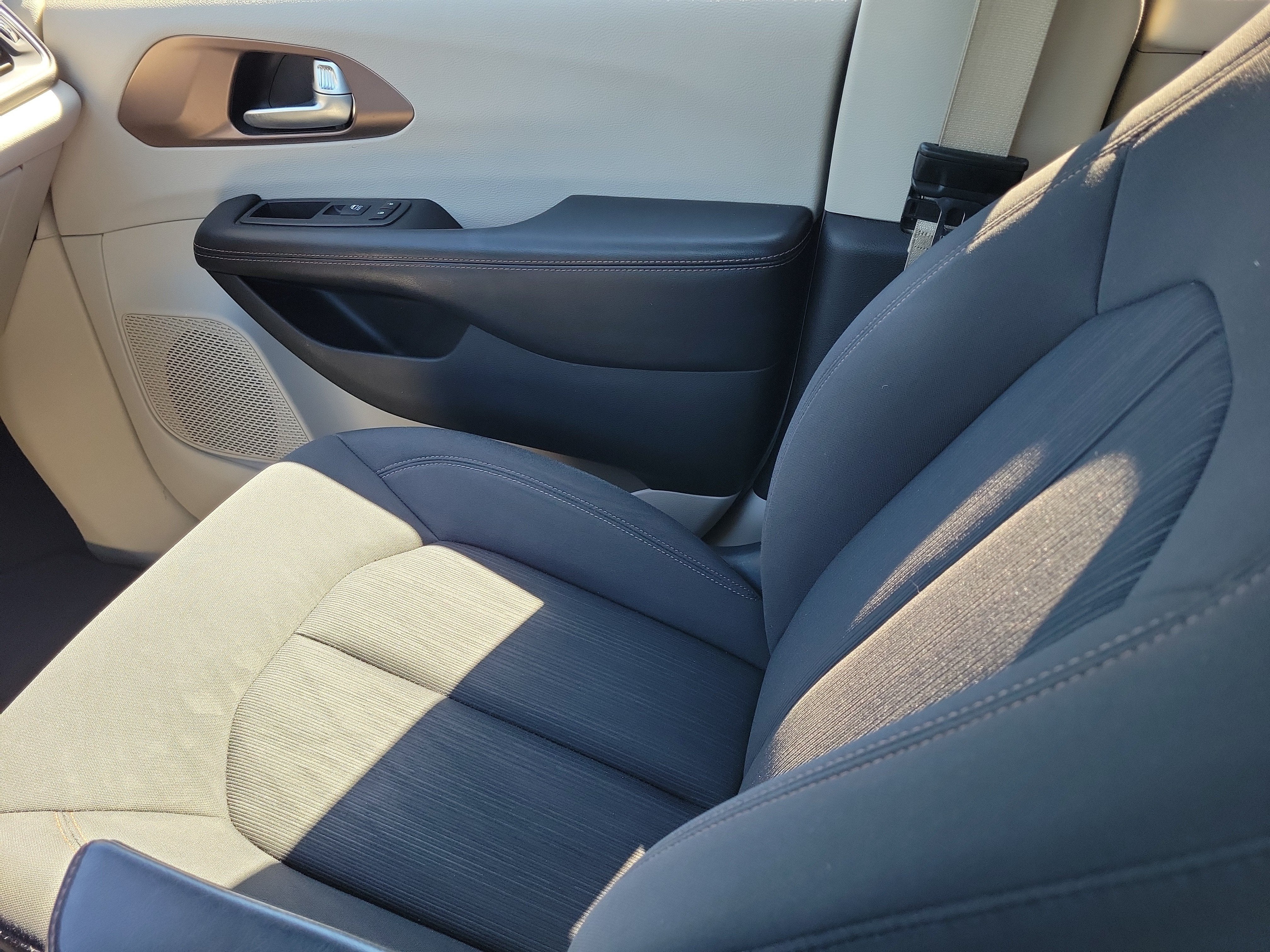 2019 Chrysler Pacifica LX